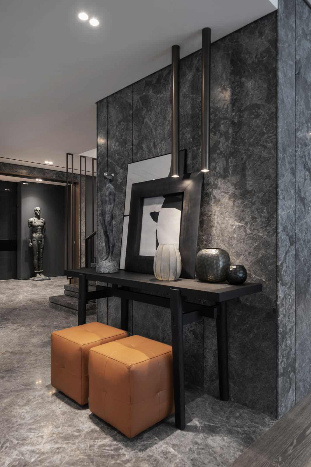 Triumph: eclectic style of stones & metals