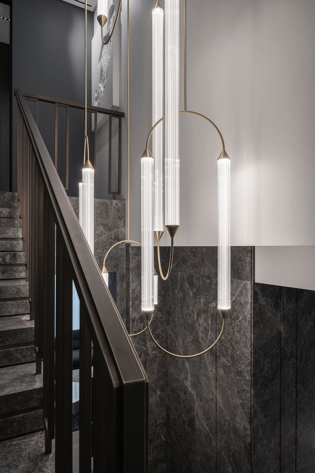 Triumph: eclectic style of stones & metals