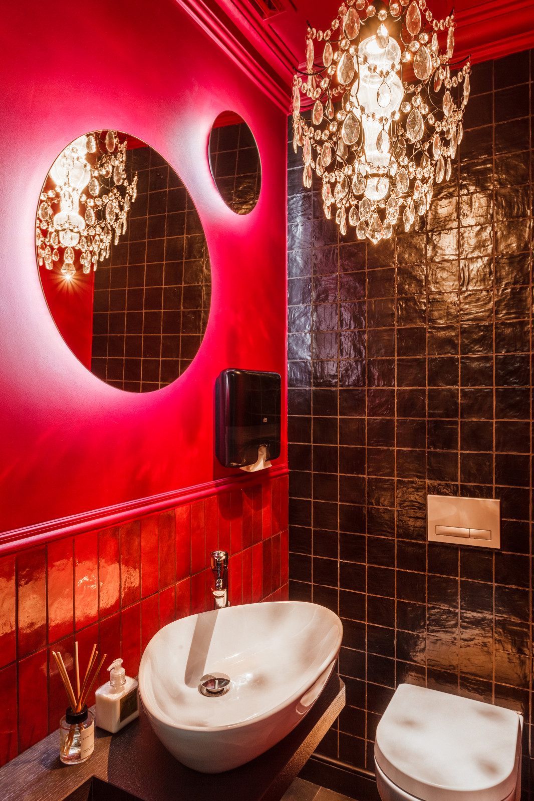 WC в ресторане •КРУТОN•