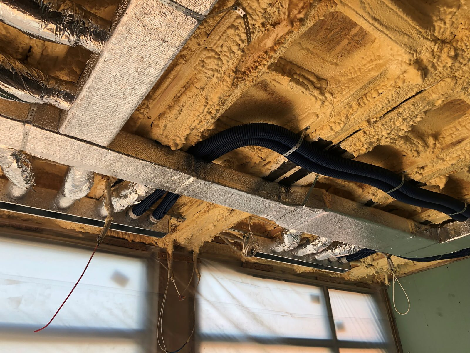 КОТЕДЖ, С. КОЗИН