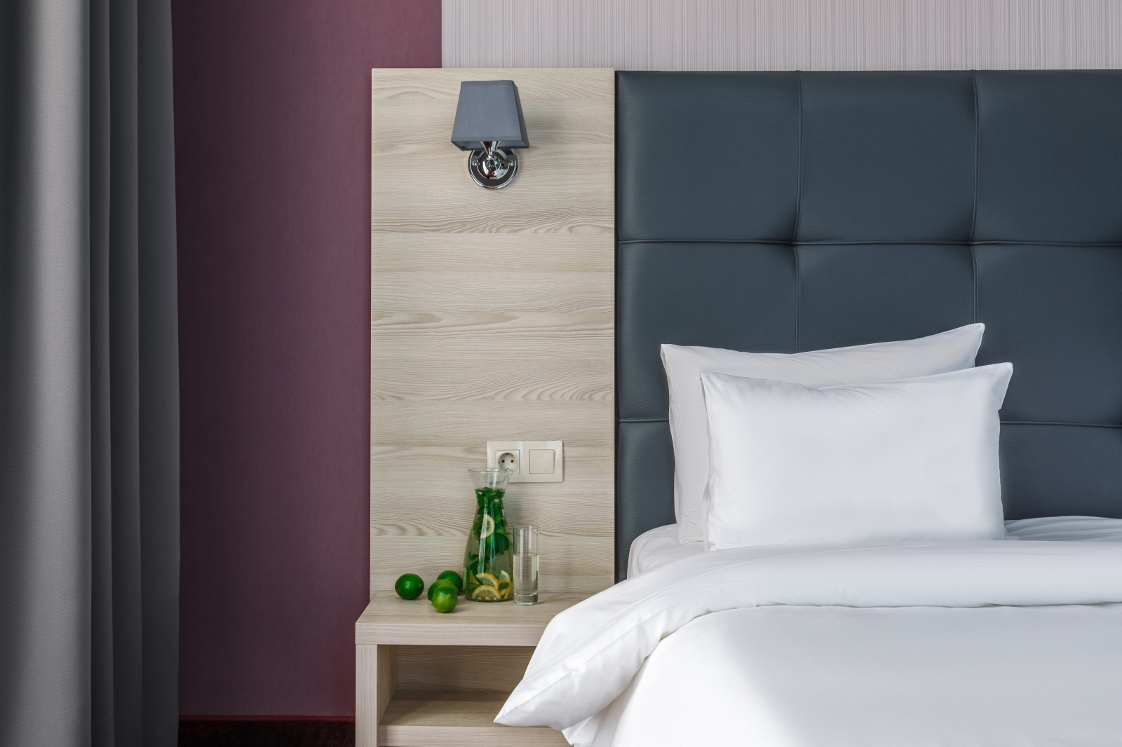 Отель •Golden Tulip•