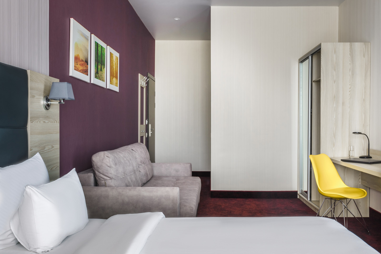 Отель •Golden Tulip•