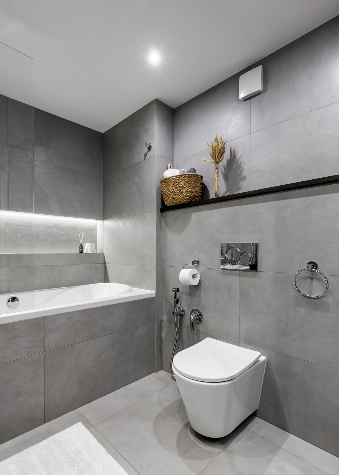 Мансардная двухуровневая квартира в скандинавском стиле