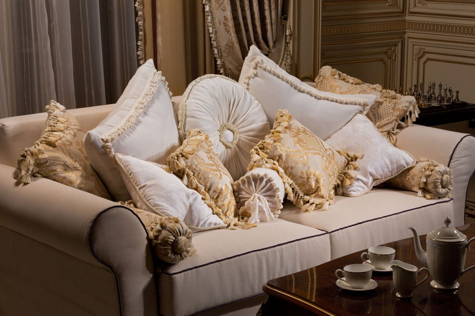 Текстиль в классическом интерьере от Mirt