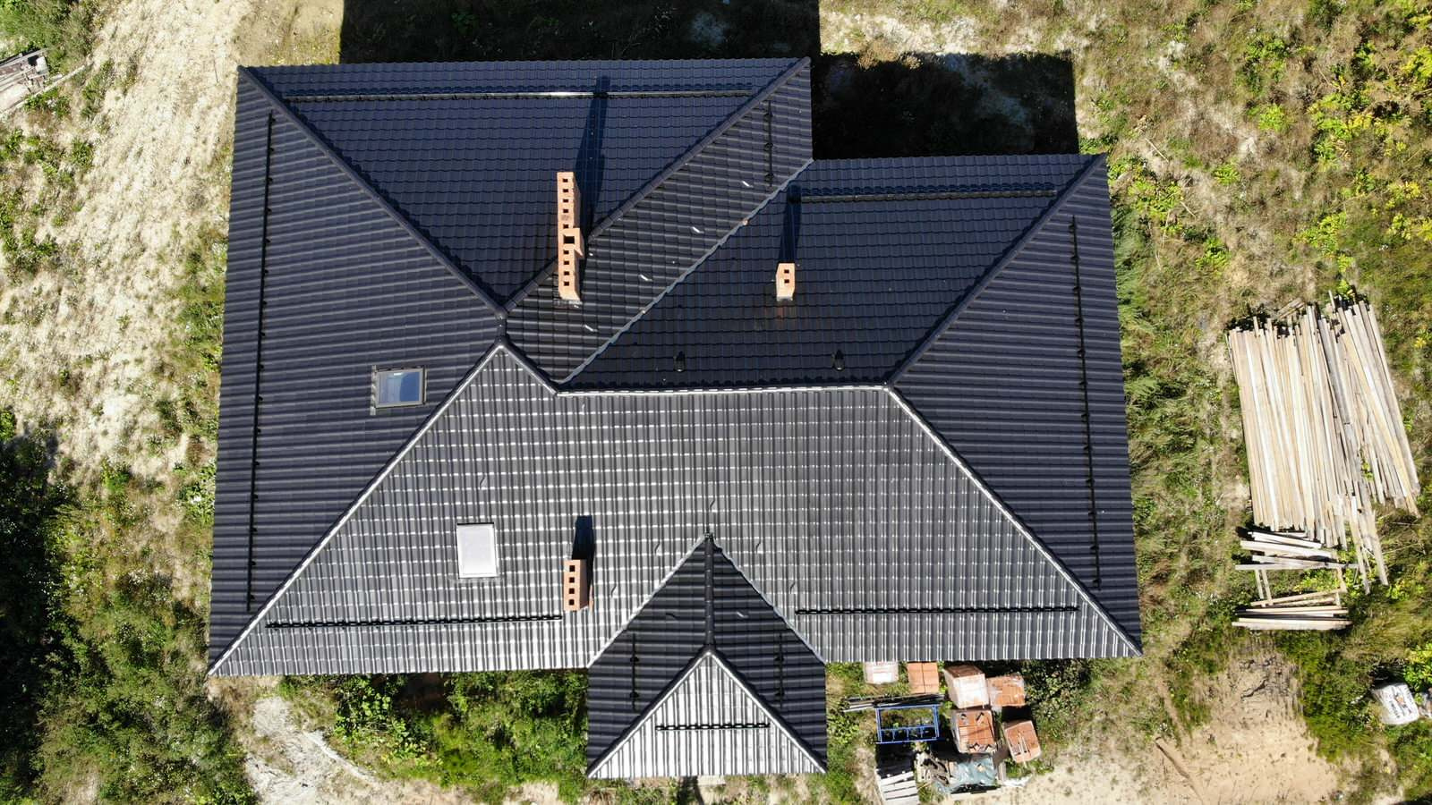 Монтаж керамической черепицы.