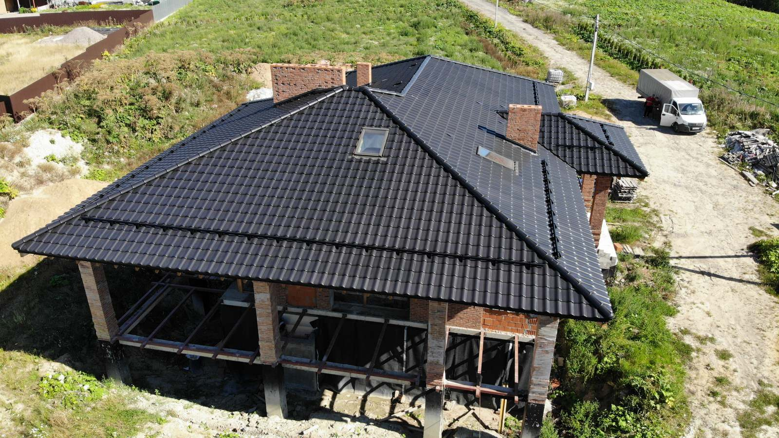 Монтаж керамической черепицы.