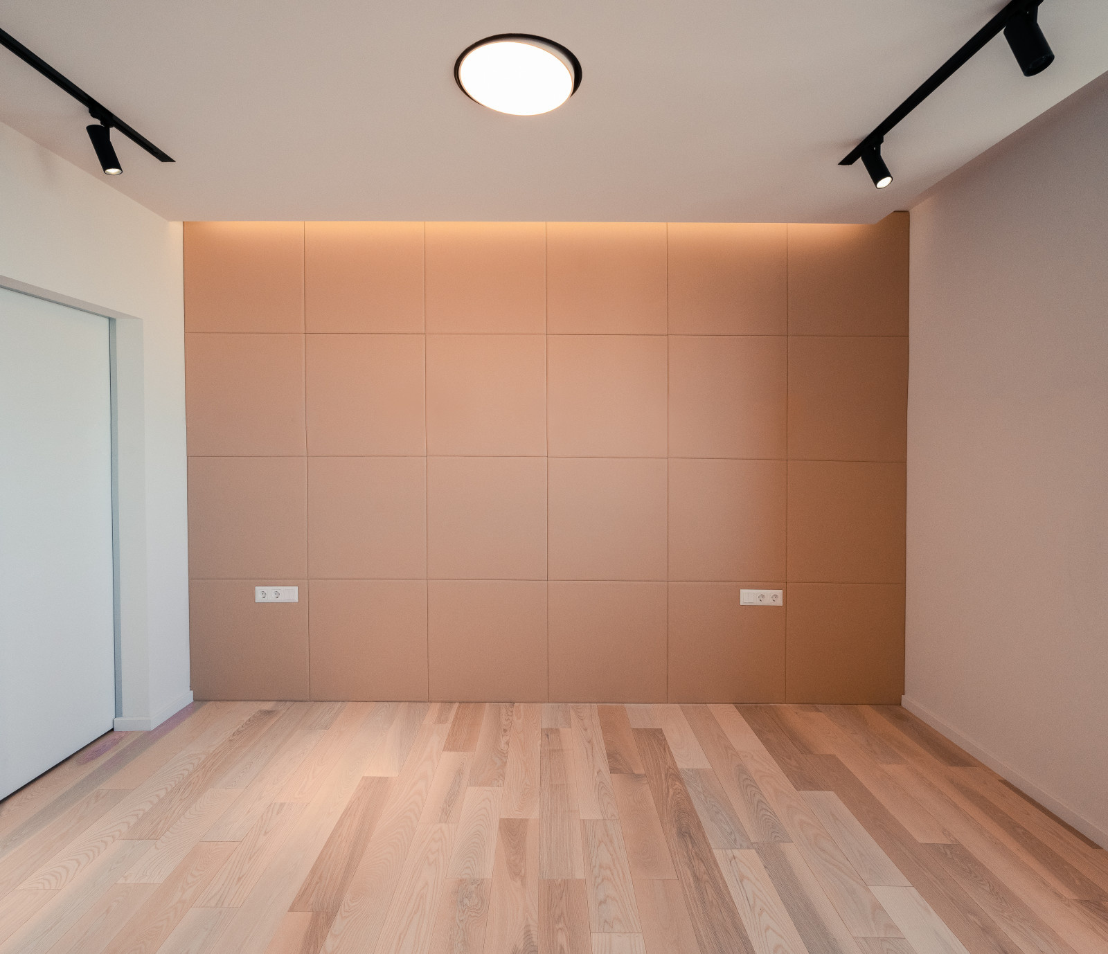 Денис Костенко