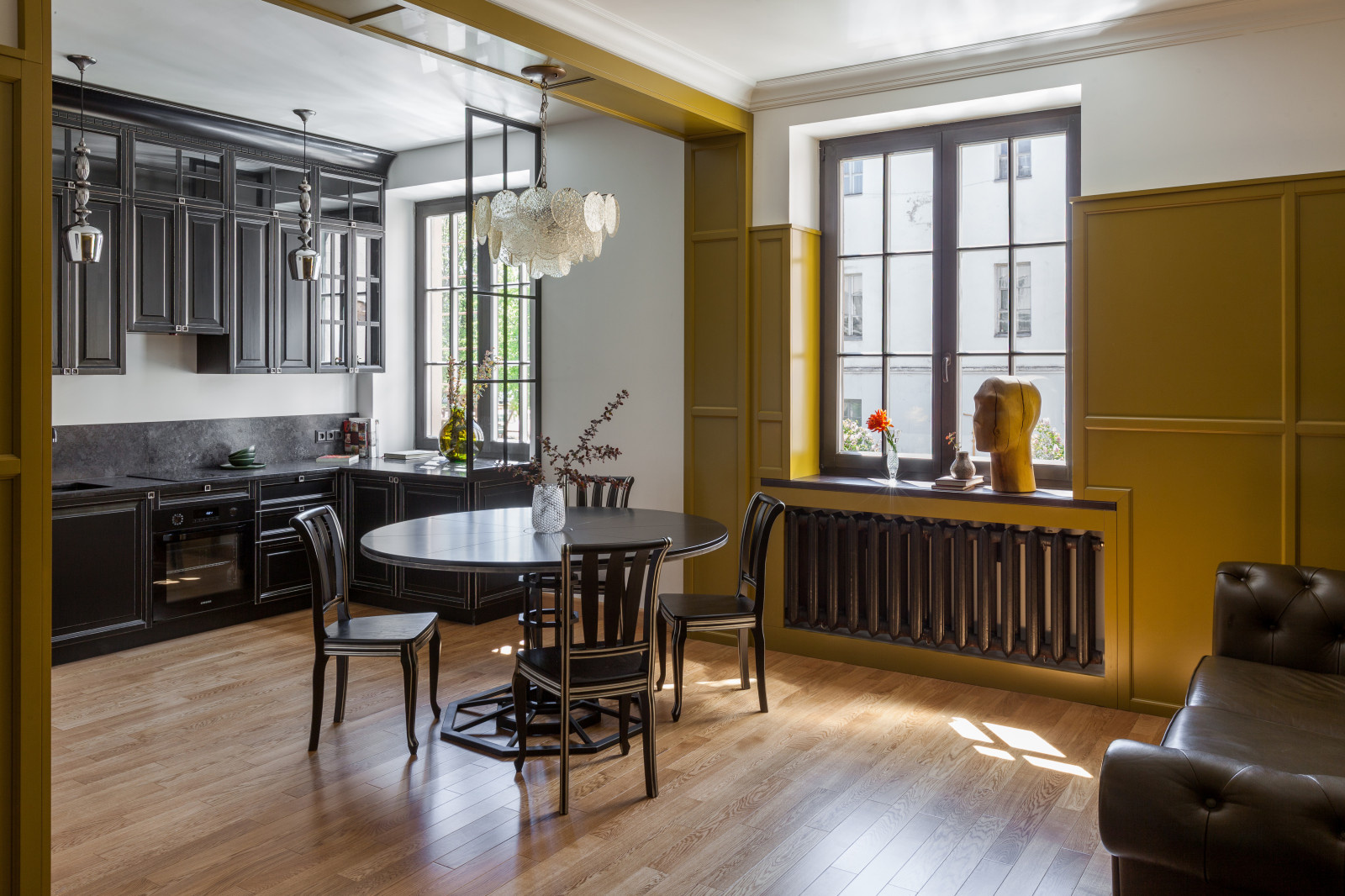 В гостях: Квартира в центре Минска — гнездо «Черной совы»