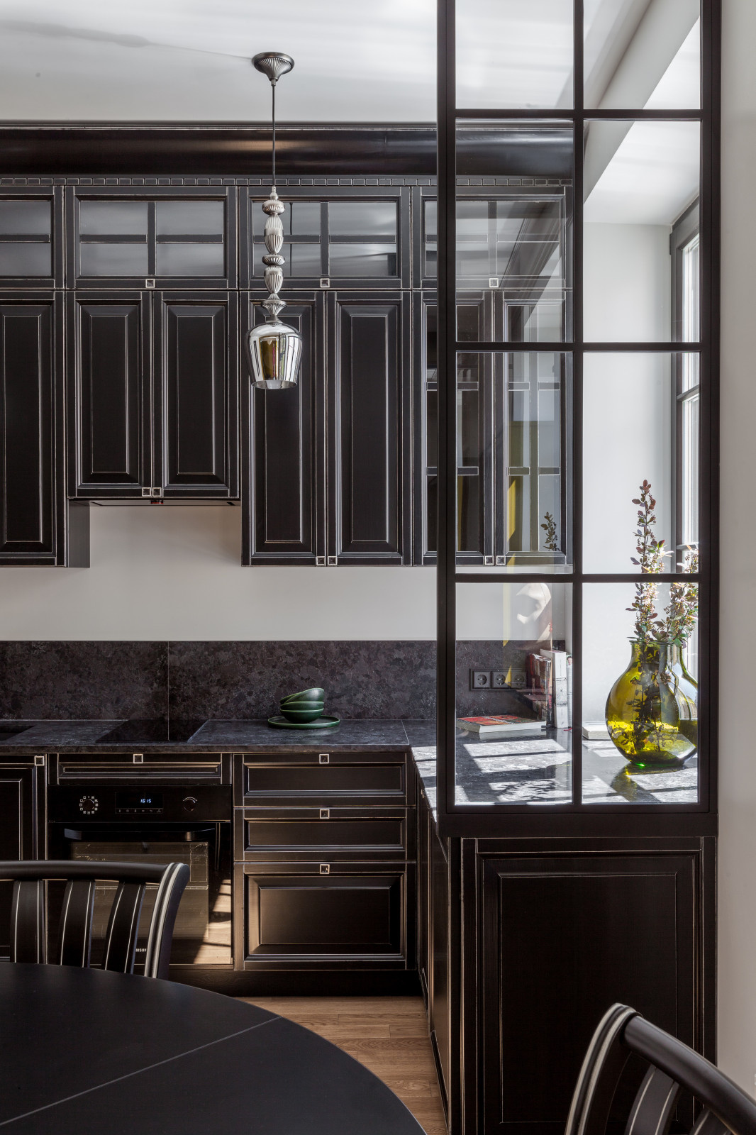 В гостях: Квартира в центре Минска — гнездо «Черной совы»