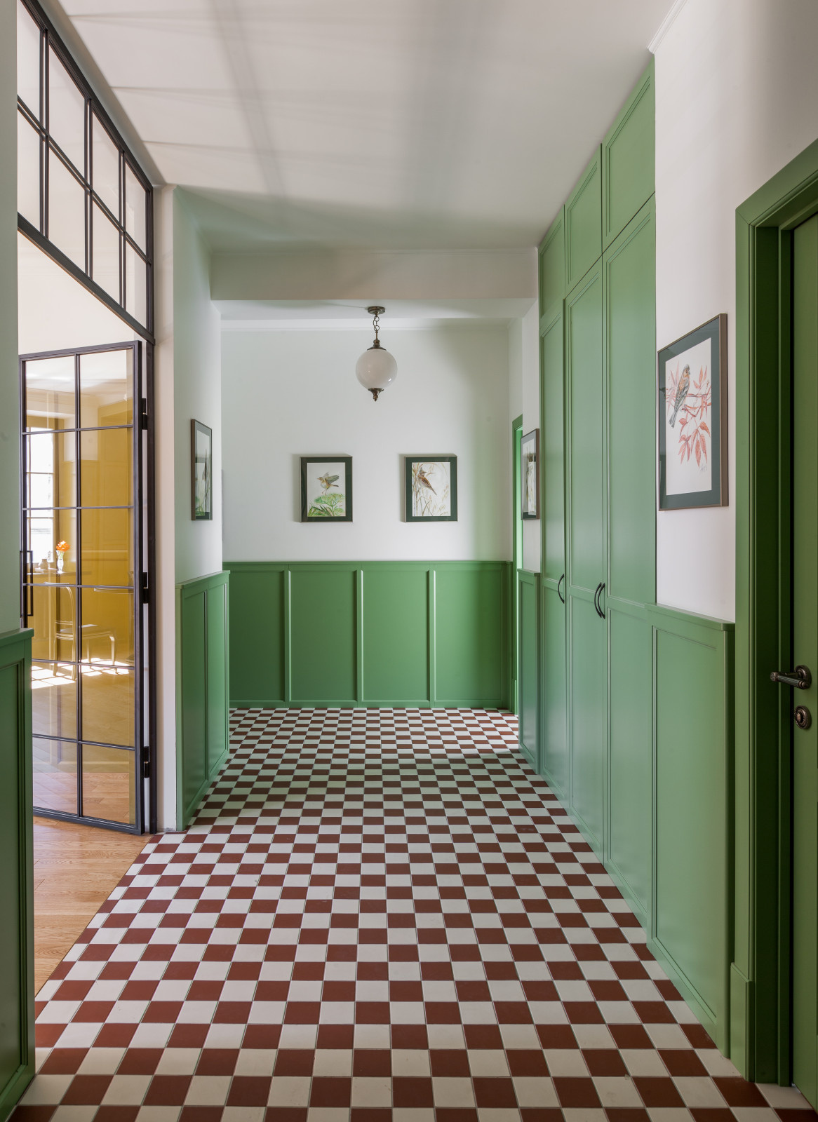 В гостях: Квартира в центре Минска — гнездо «Черной совы»