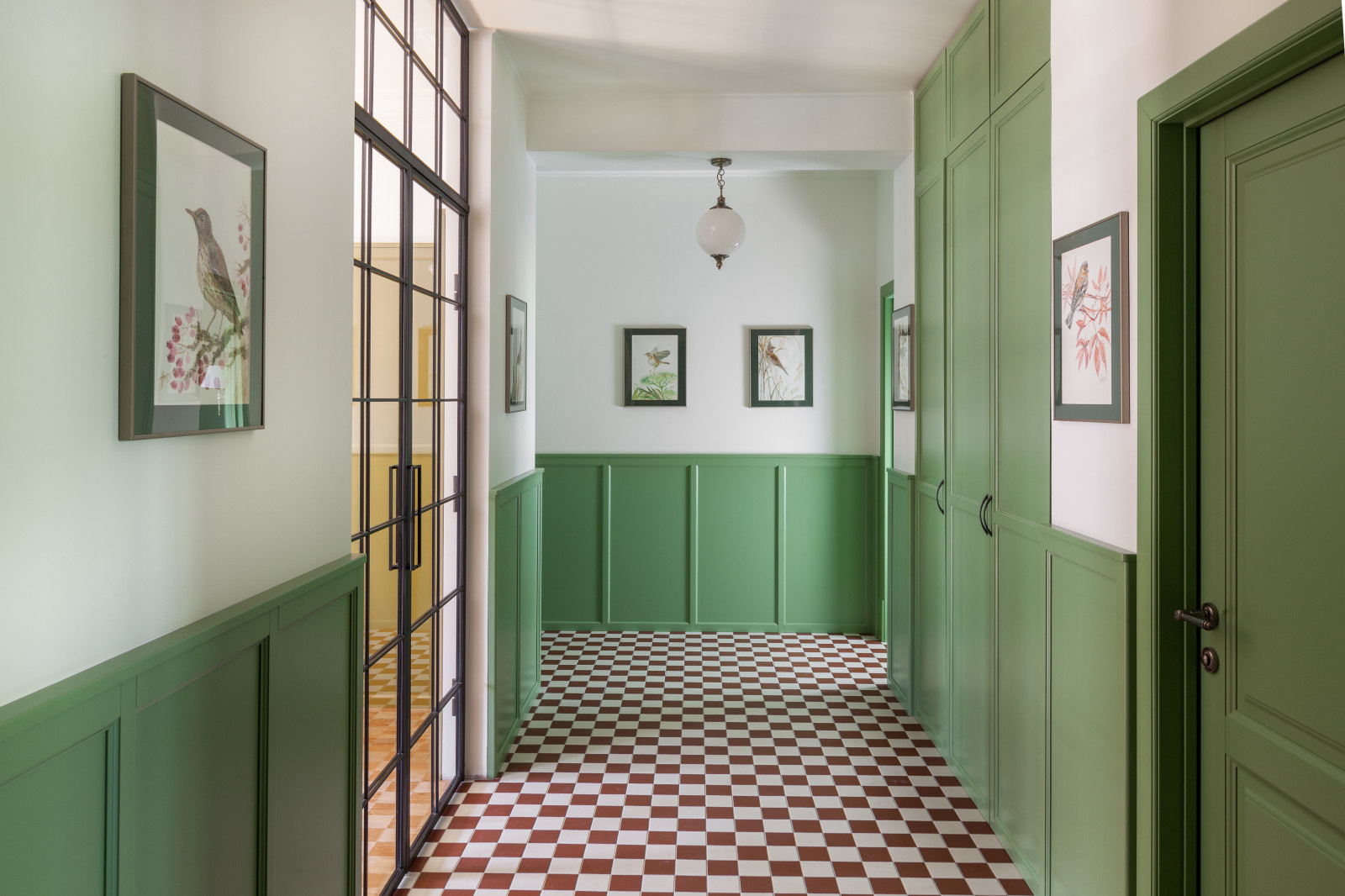 В гостях: Квартира в центре Минска — гнездо «Черной совы»