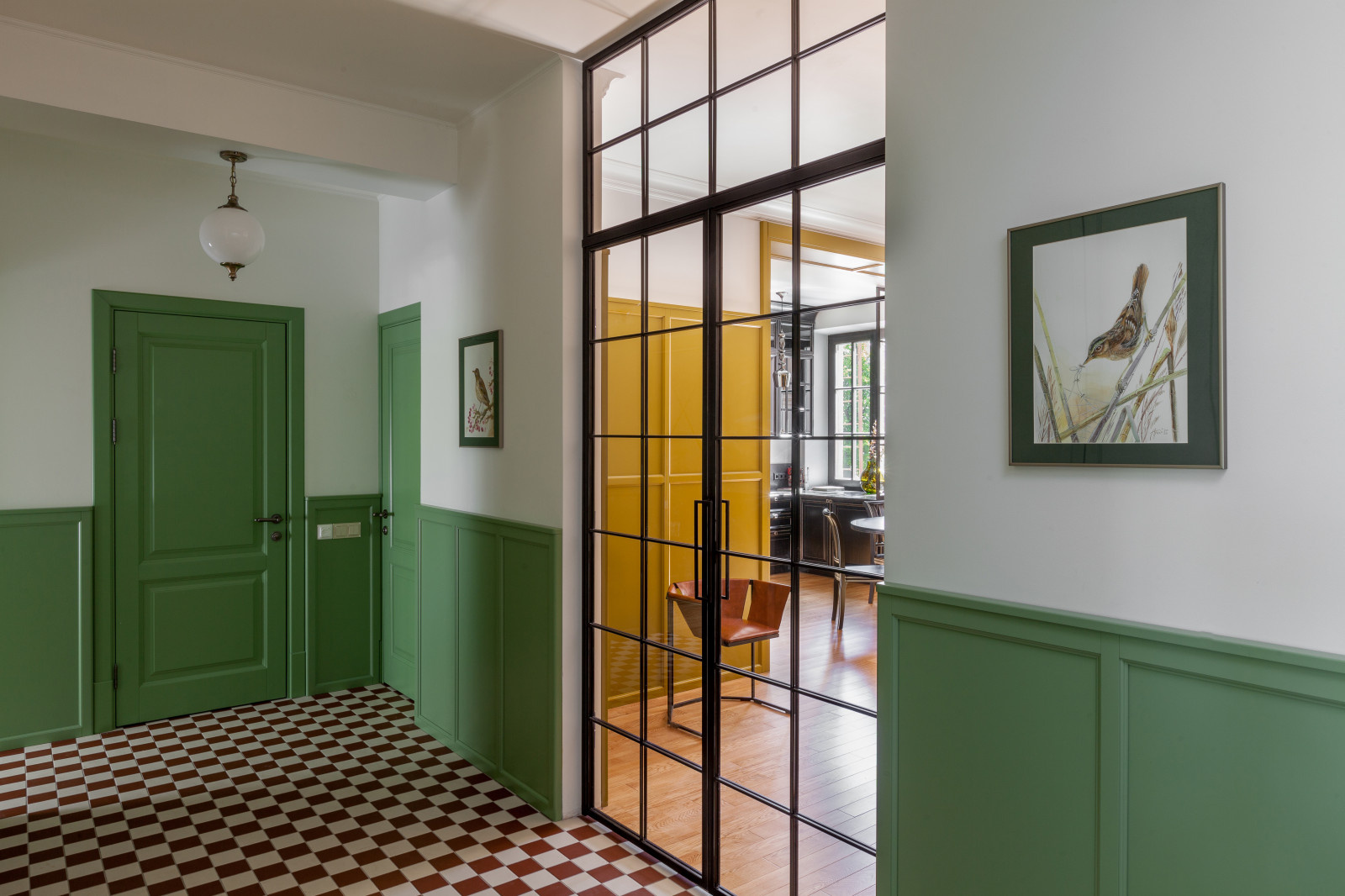 В гостях: Квартира в центре Минска — гнездо «Черной совы»