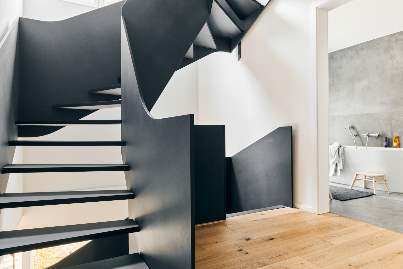 Черная лестница