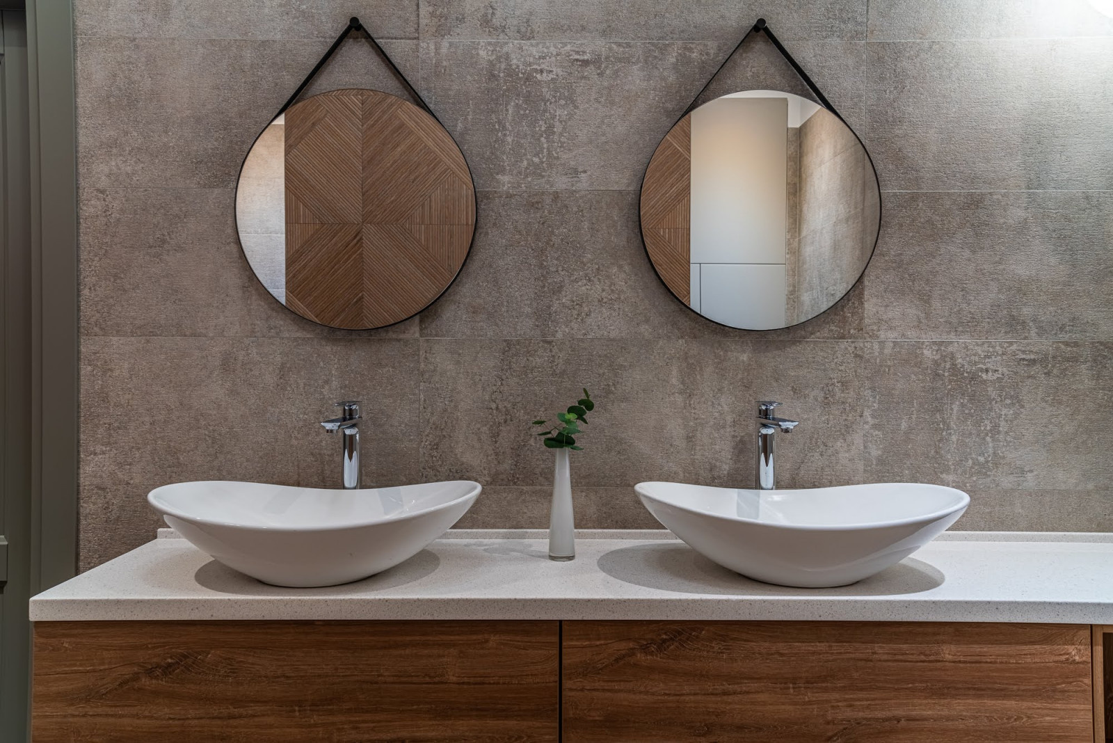 Обложка альбома: BATHROOM DESIGN IDEAS