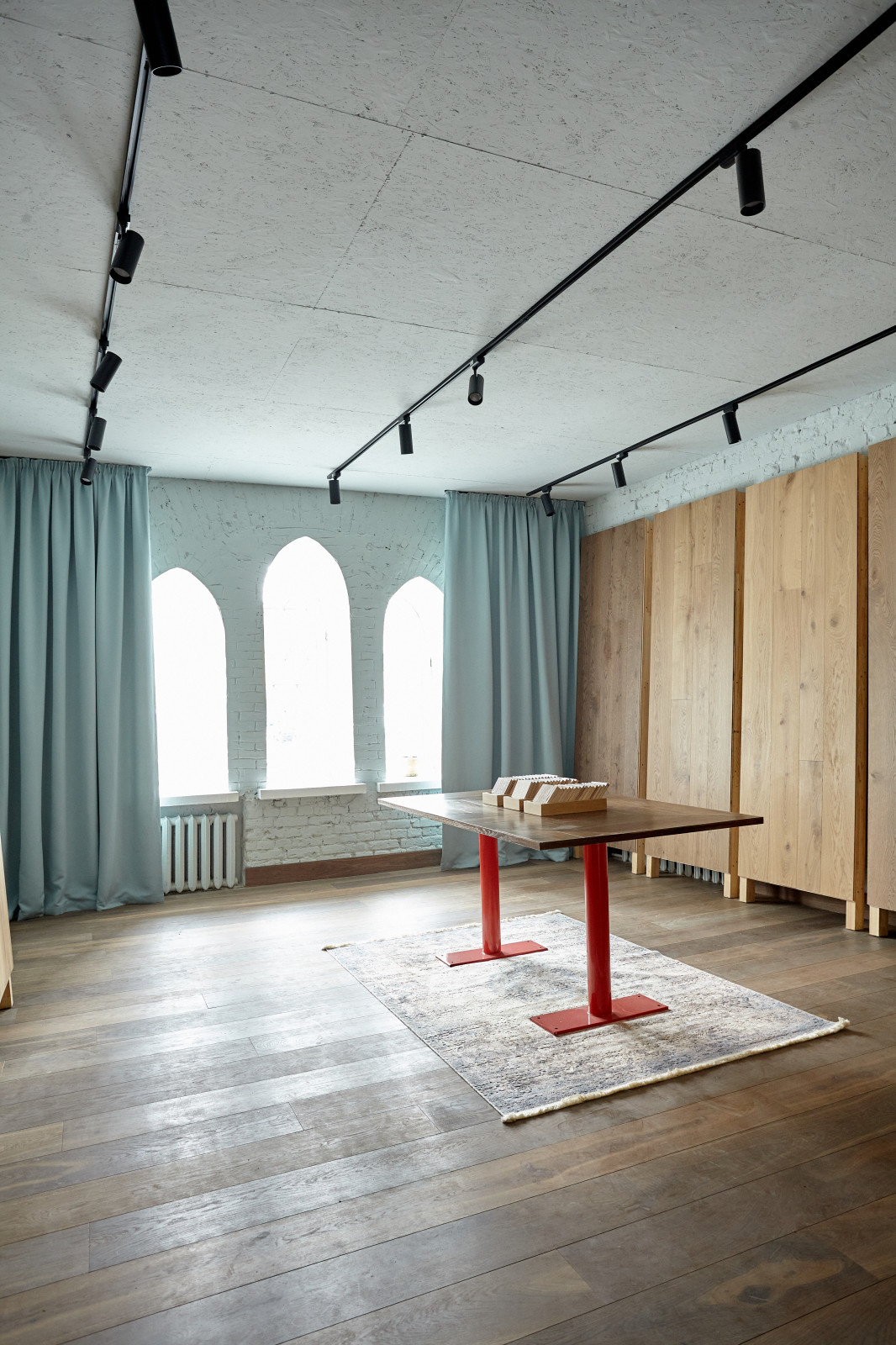 Studio 44