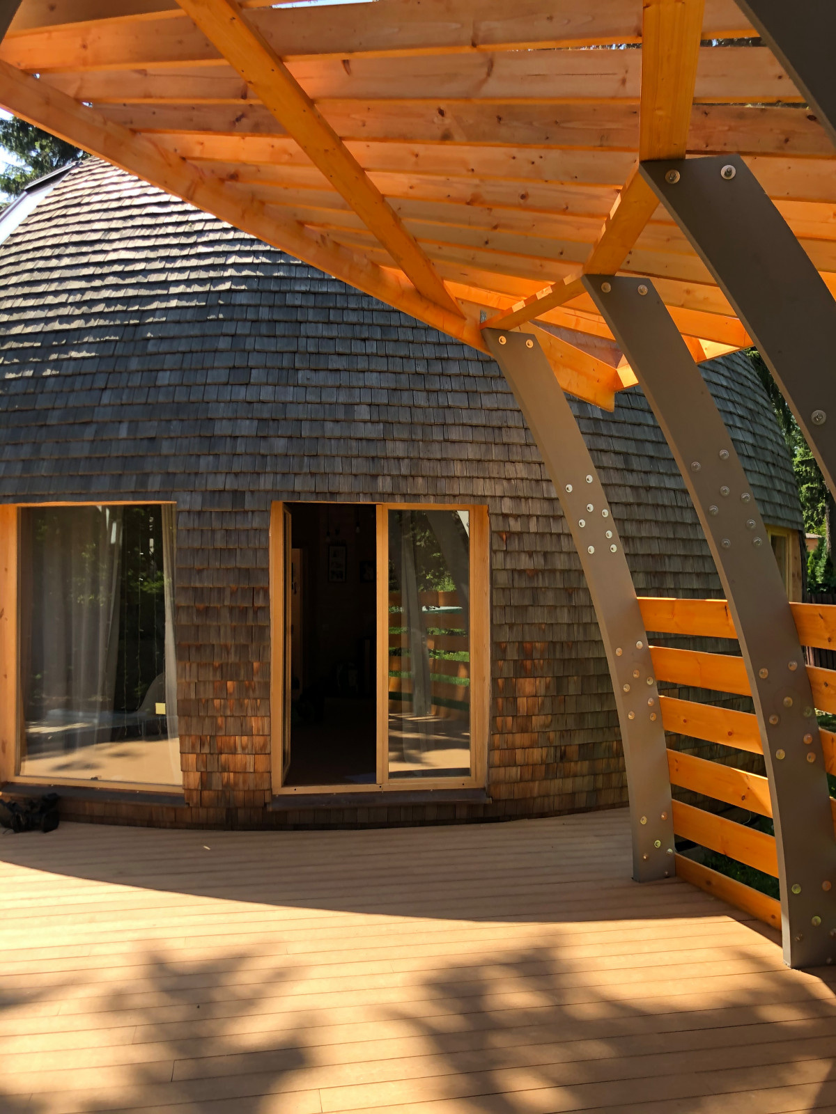 Необычная веранда (и терраса) к Необычному Дому (проект "Фазенда-лайф")