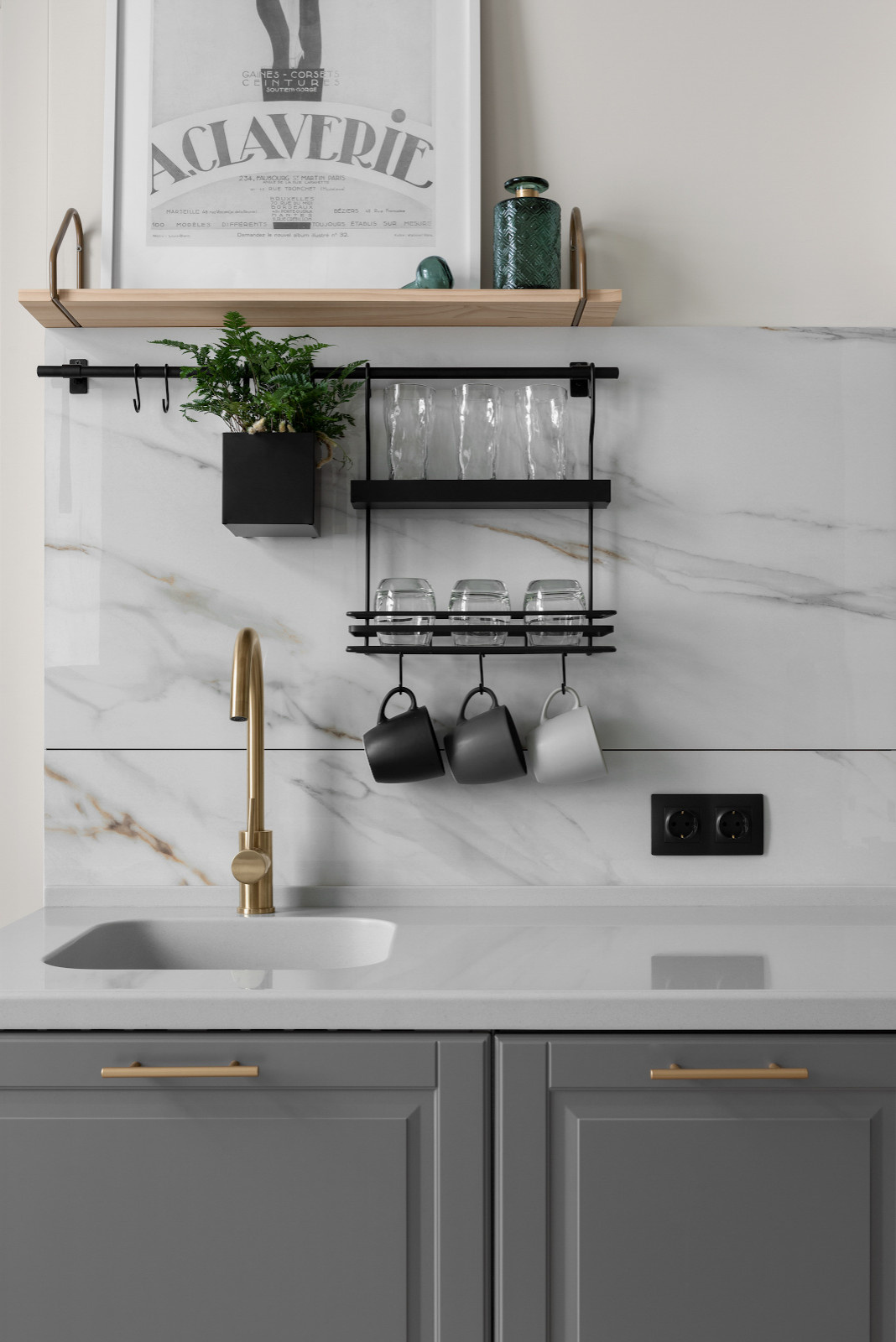 Кухни дешевле 200 000 ₽ — прайс для трех гарнитуров