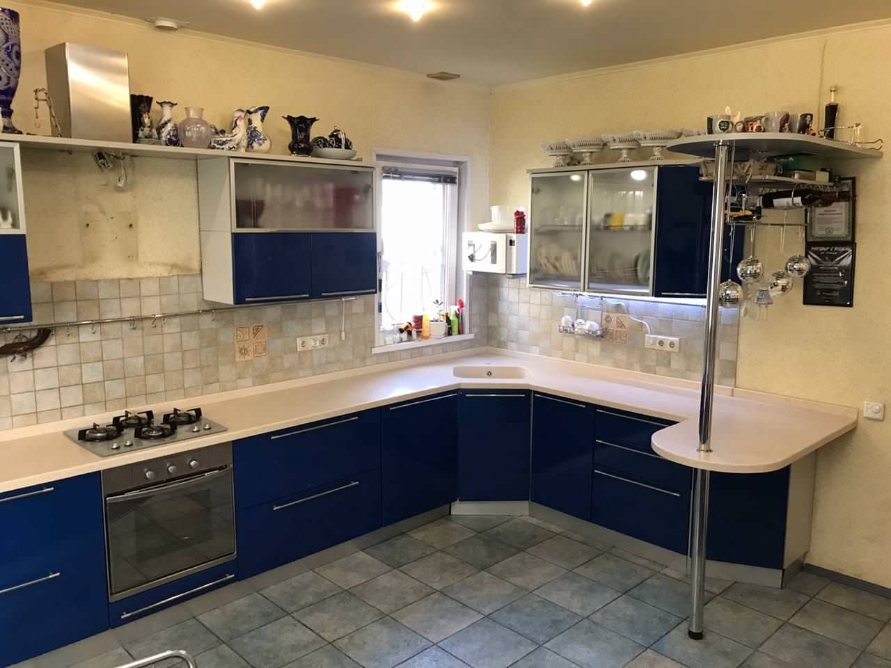 Угловые столешницы из искусственного камня