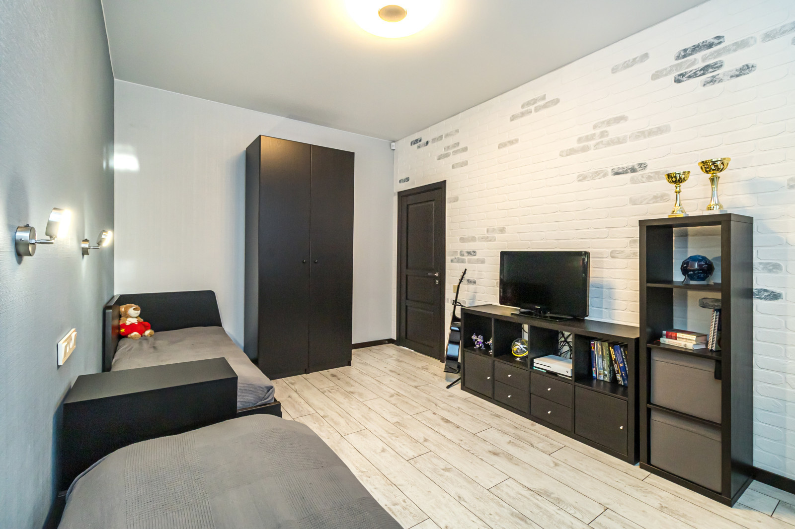 Трехкомнатная квартира в сталинском доме