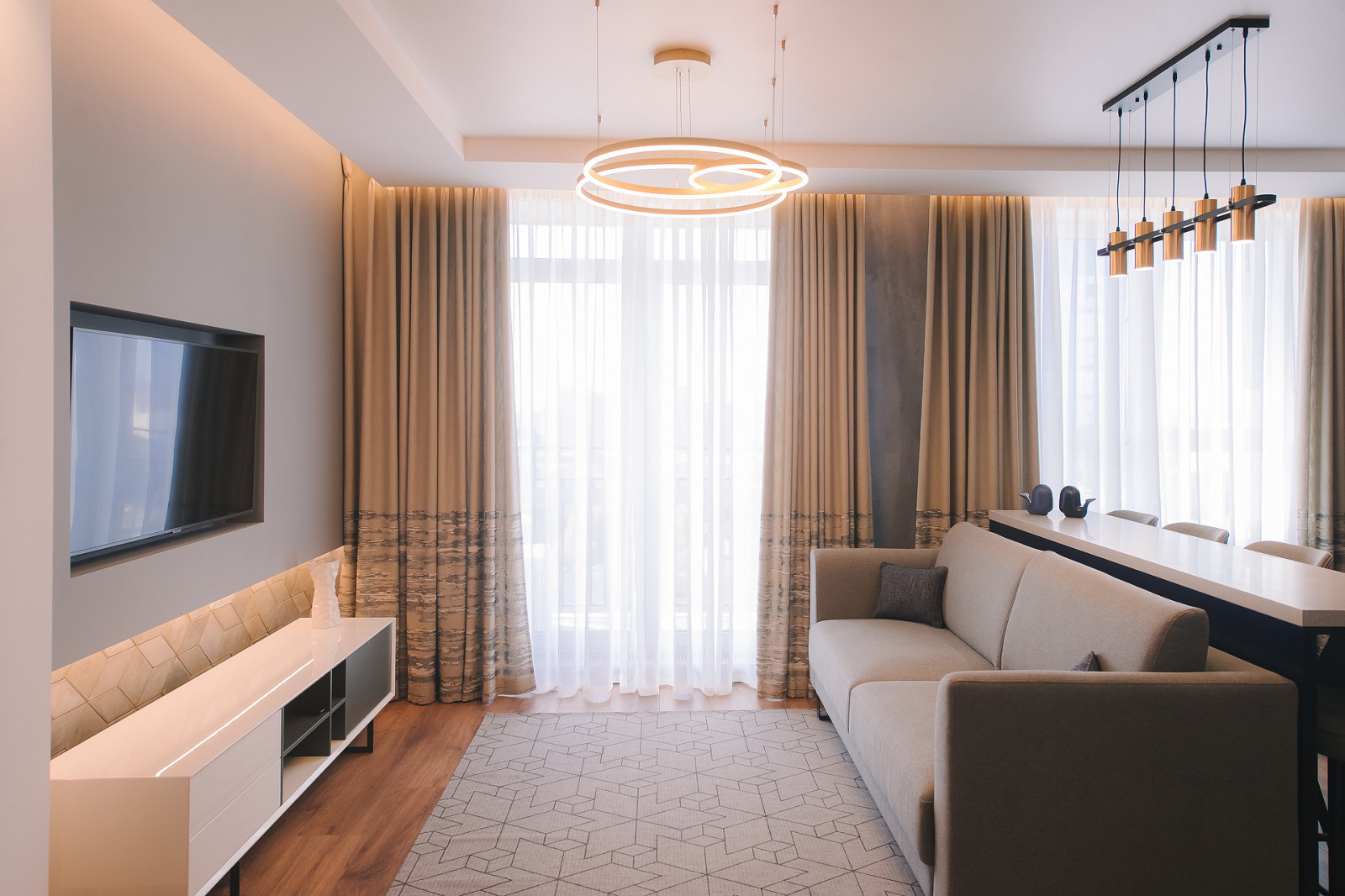 Фото дизайна интерьера готовой квартры