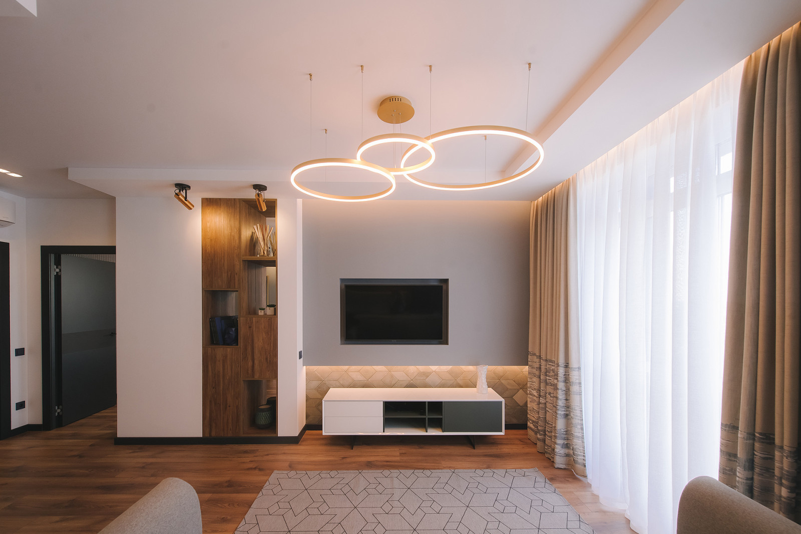 Фото дизайна интерьера готовой квартры