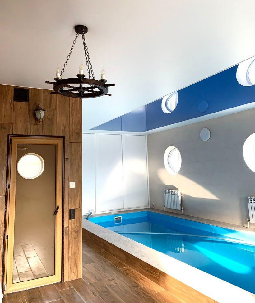 Бассейн в частном доме