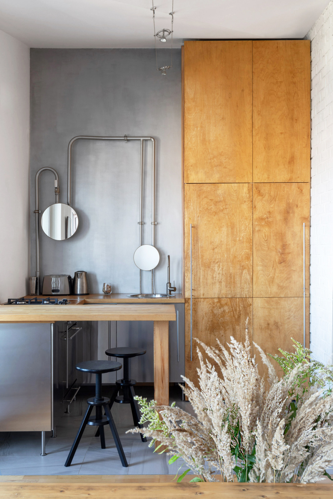 Зачем это сделано? Дизайнеры объясняют решения из своих проектов