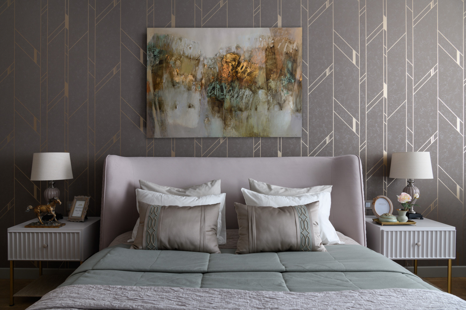 Изысканный интерьер трехкомнатной квартиры