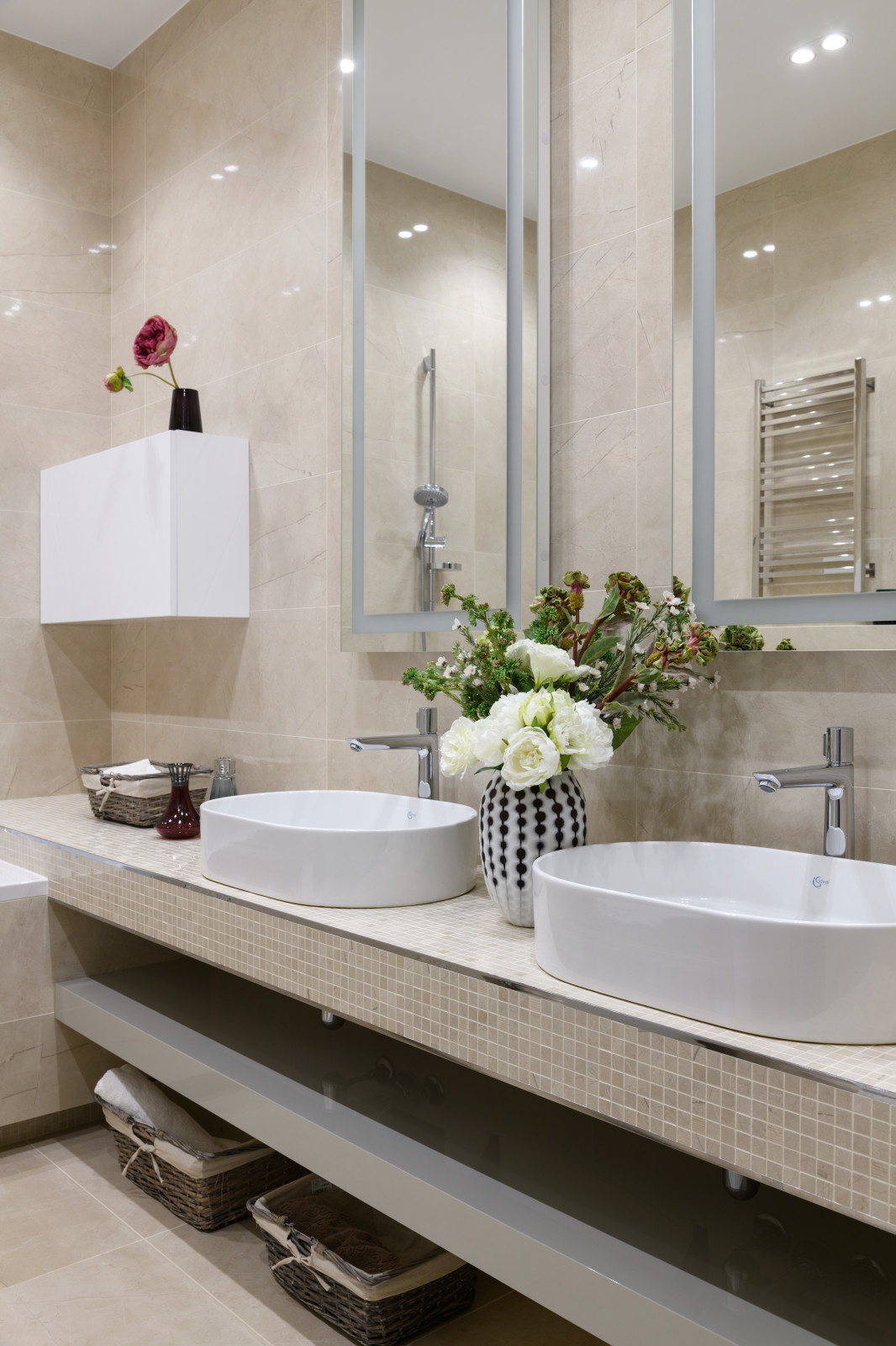 Изысканный интерьер трехкомнатной квартиры