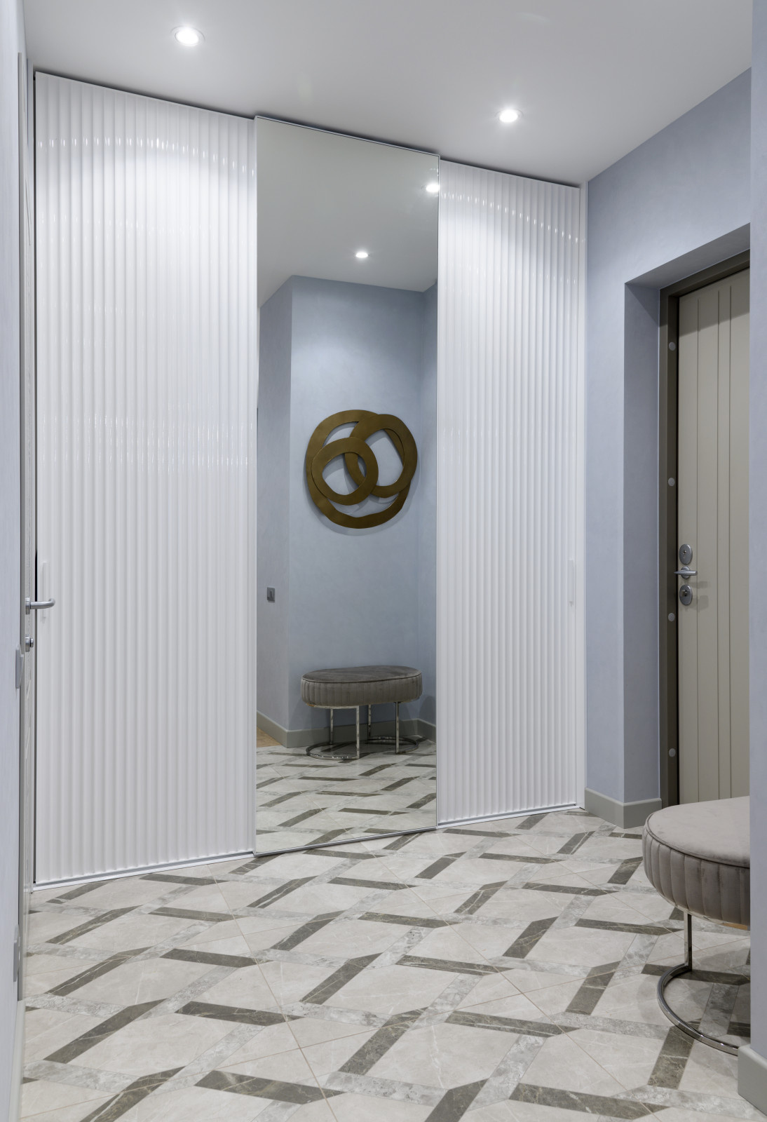 Изысканный интерьер трехкомнатной квартиры