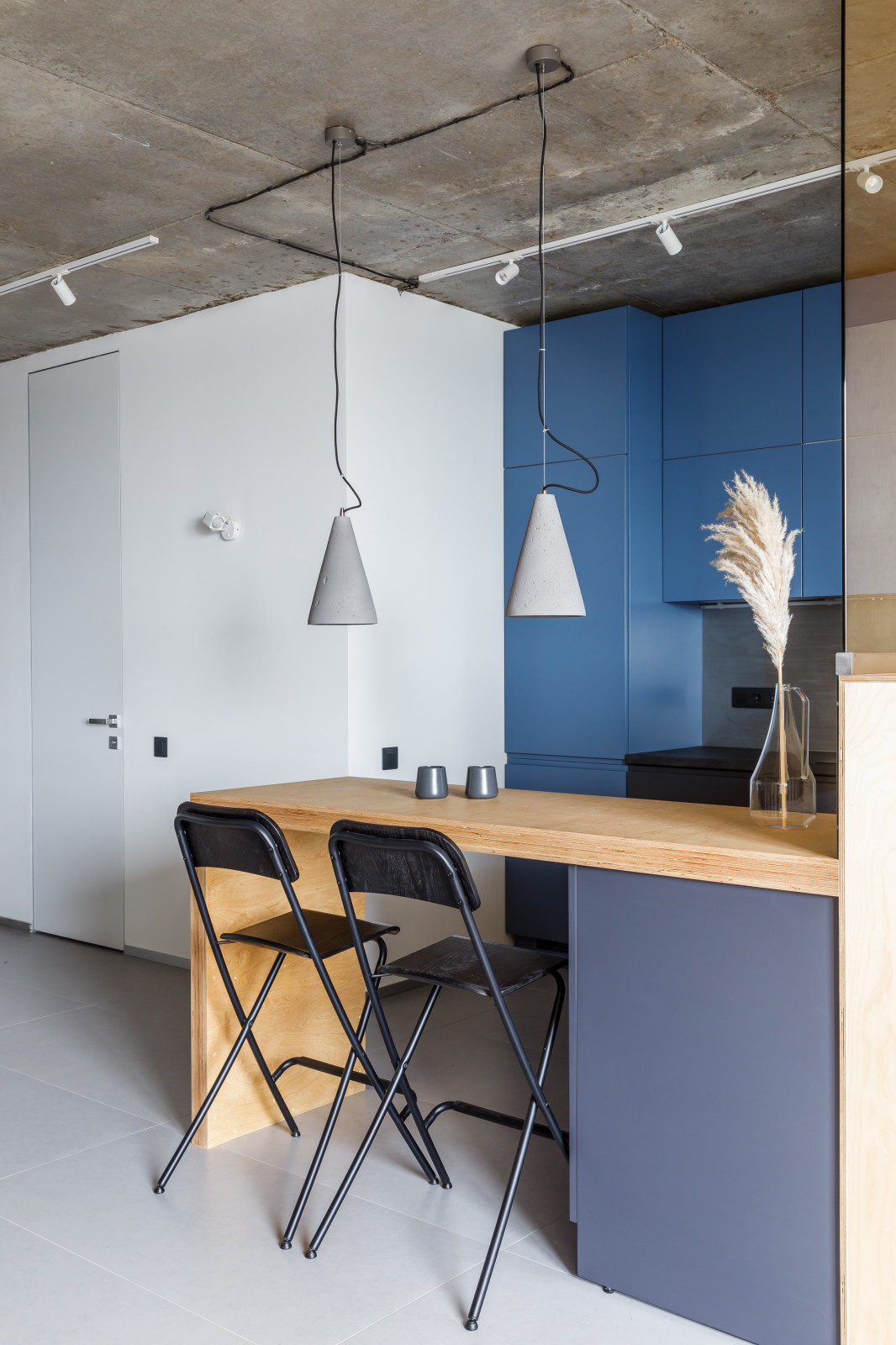 Houzz тур: 56 кв.м — студия для молодого врача