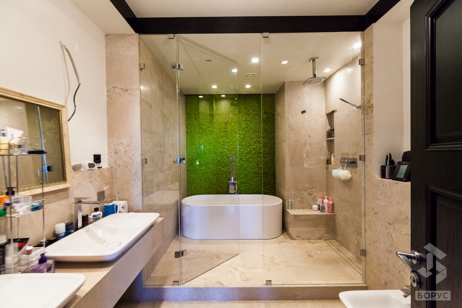 Стеклянная душевая
