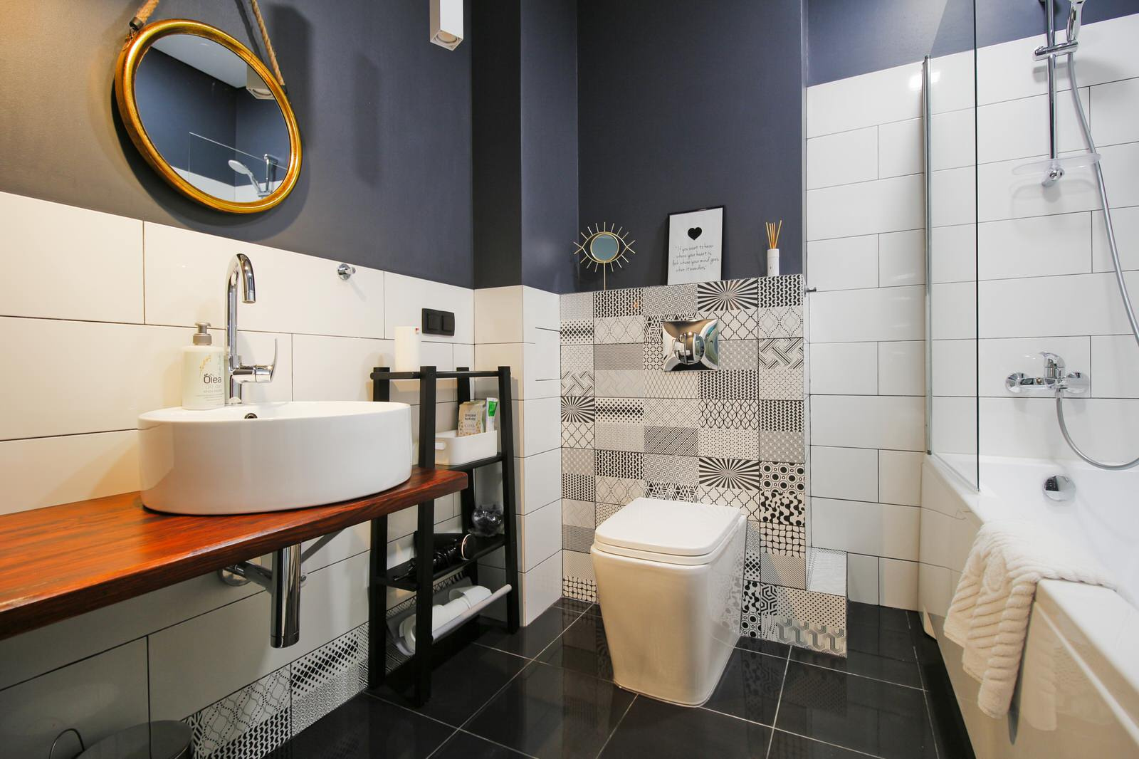 Стильно. Лаконично. Рядом с музеем янтаря