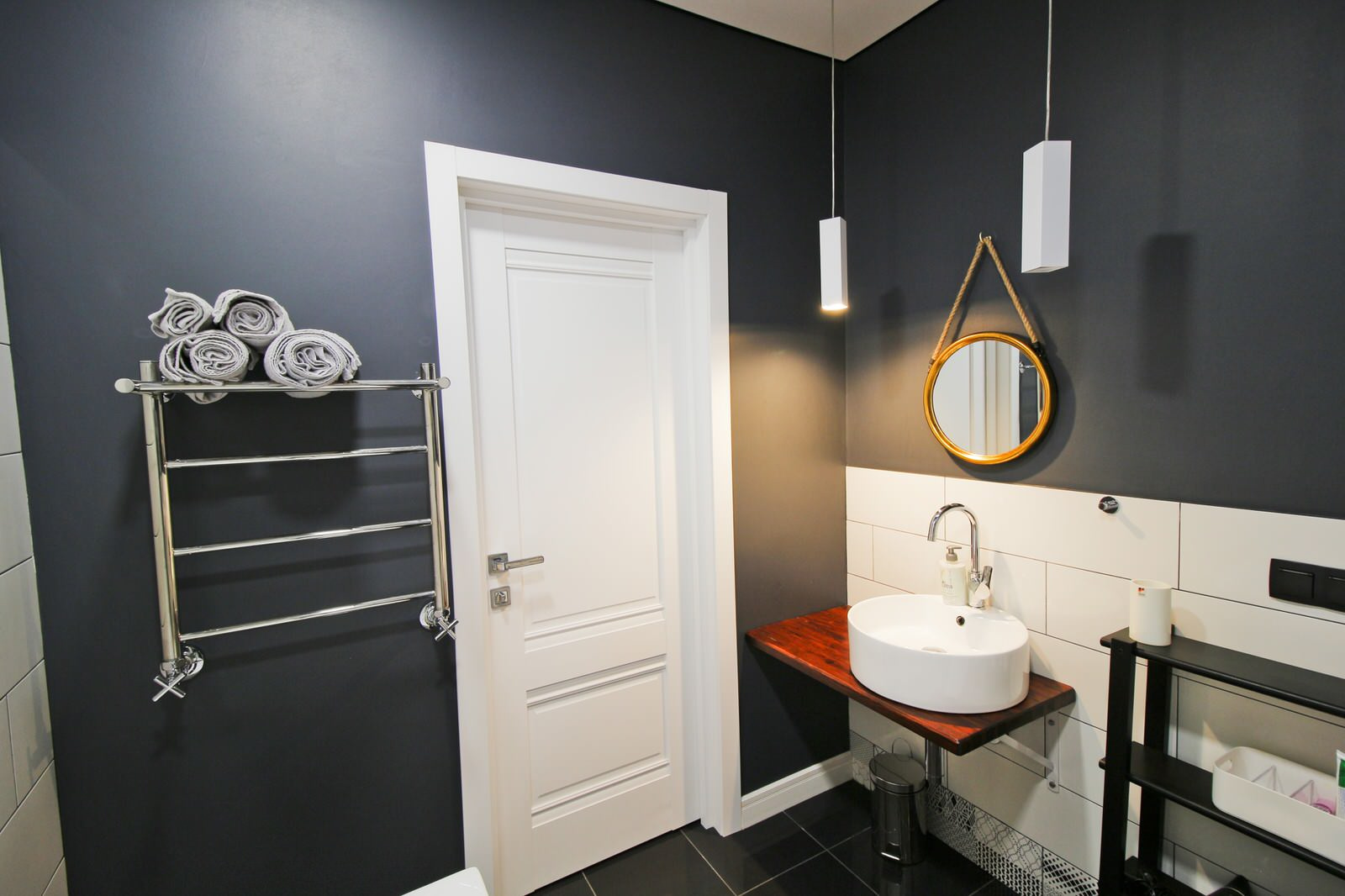 Стильно. Лаконично. Рядом с музеем янтаря