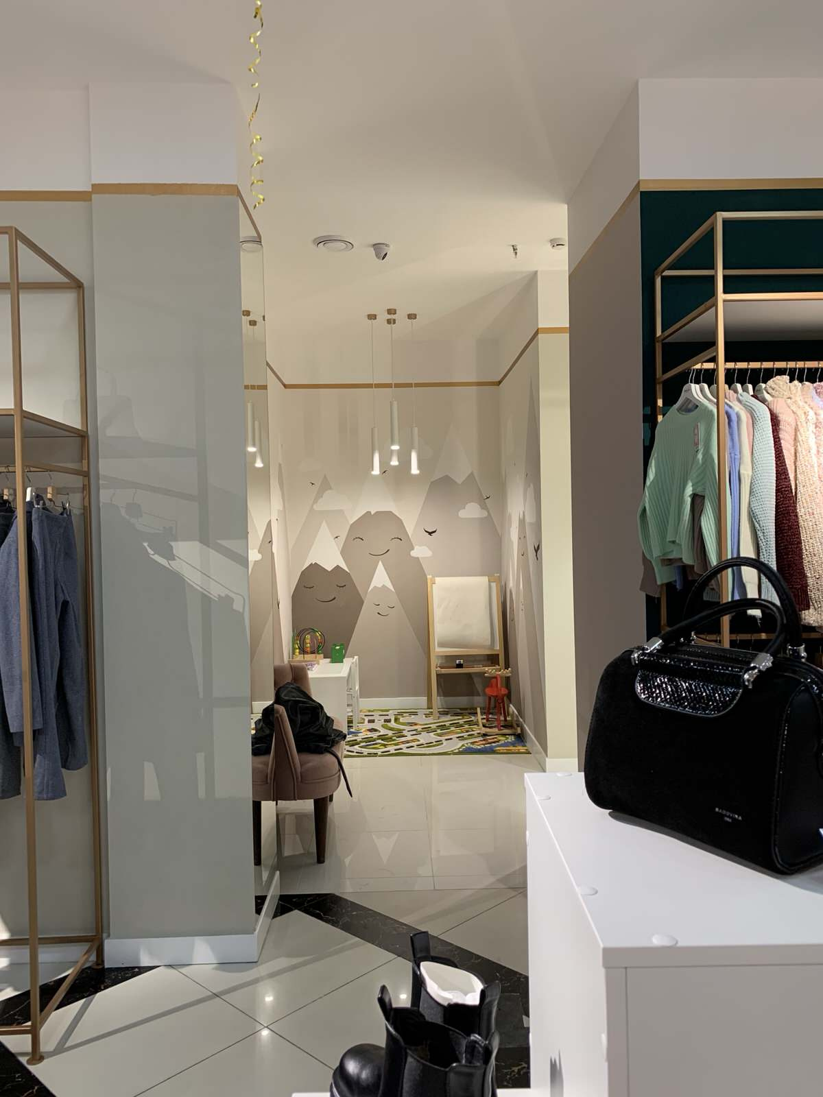 ShowRoom