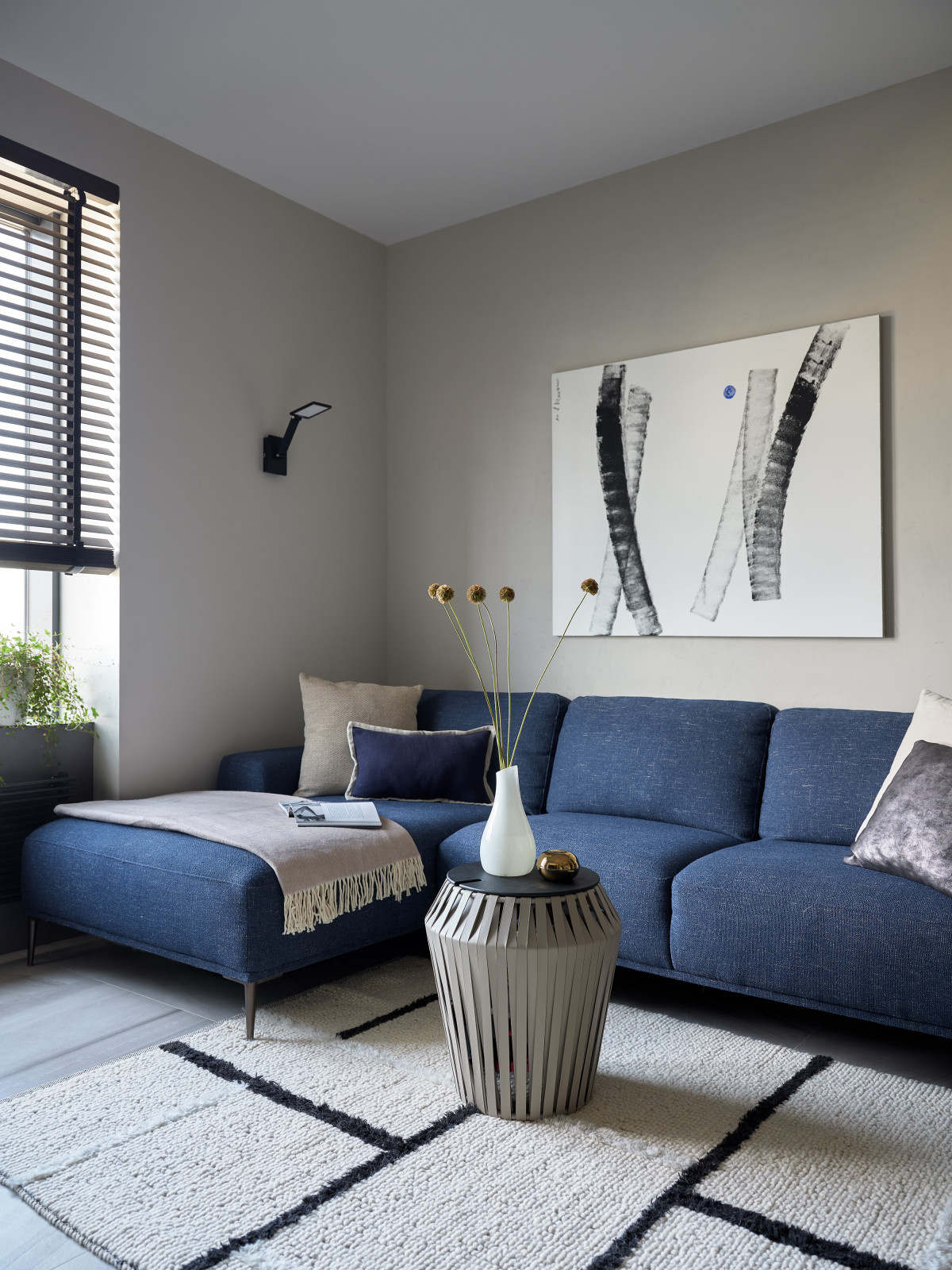 Аппартаменты на 35 этаже. Дизайнер Валерия Москалева. Публикация Elle Decoration