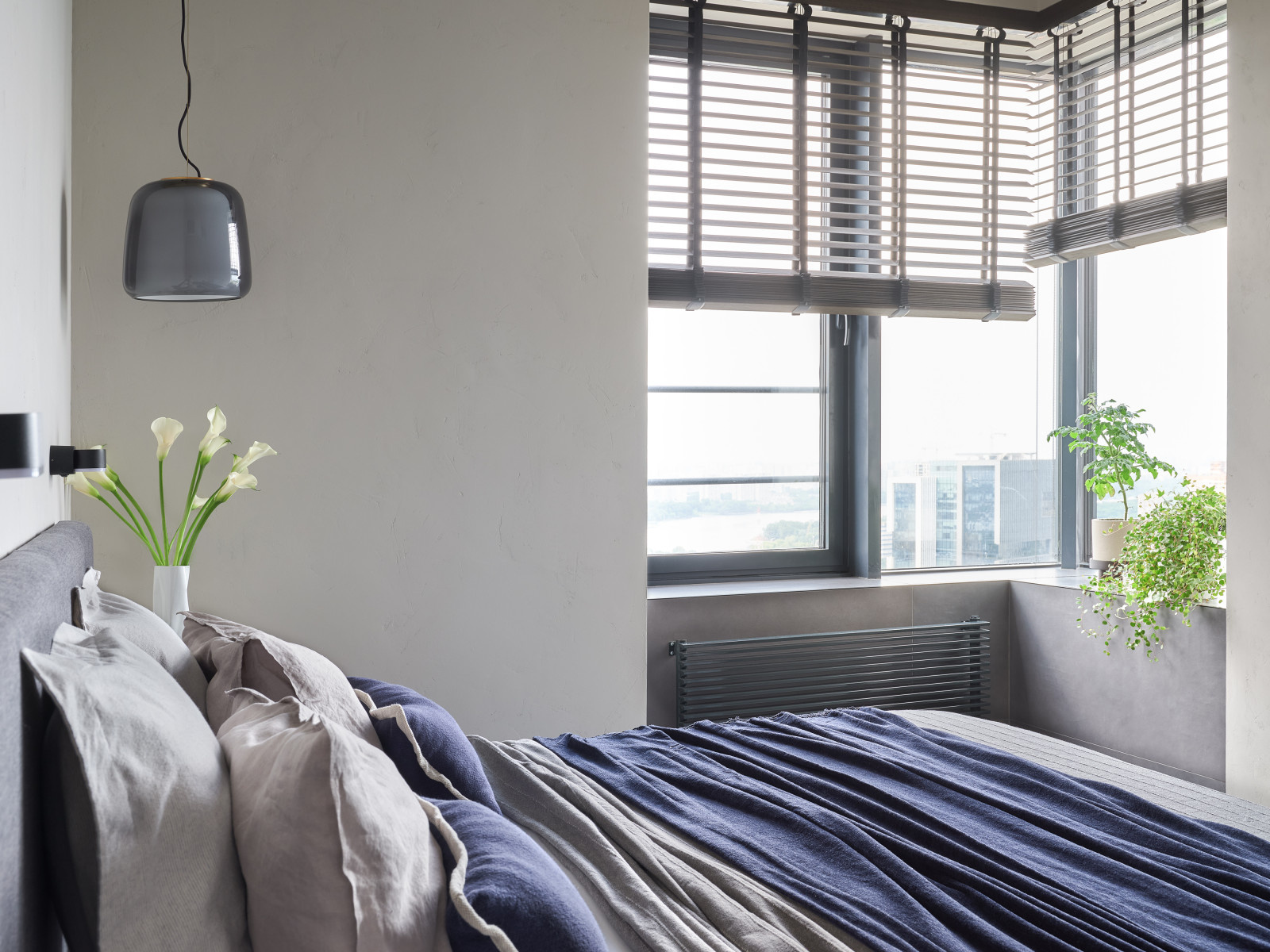 Аппартаменты на 35 этаже. Дизайнер Валерия Москалева. Публикация Elle Decoration