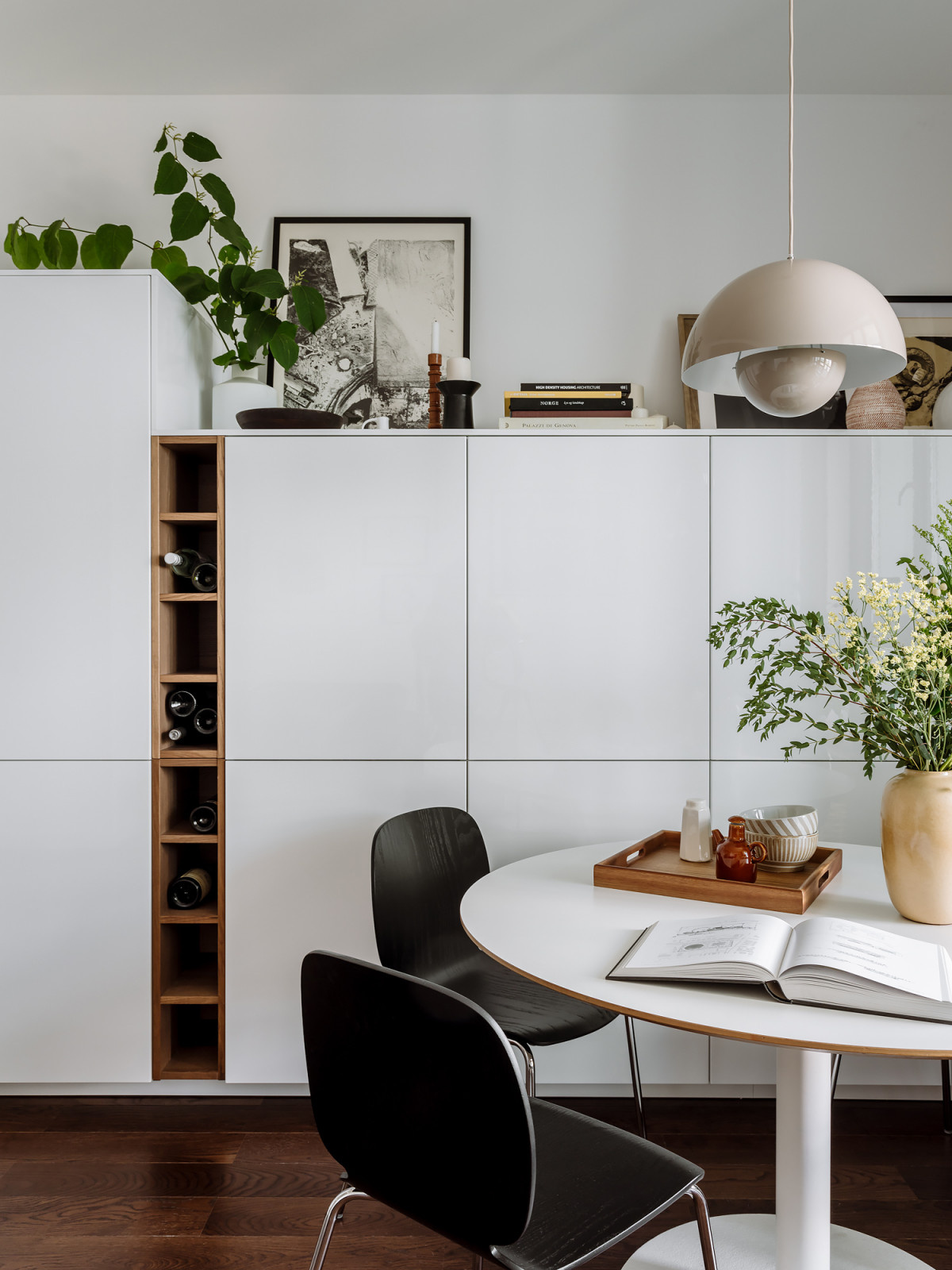 В гостях: 35 кв.м — скандинавская студия с дизайнерским светом