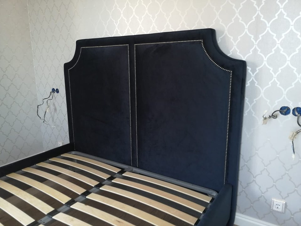Кровати