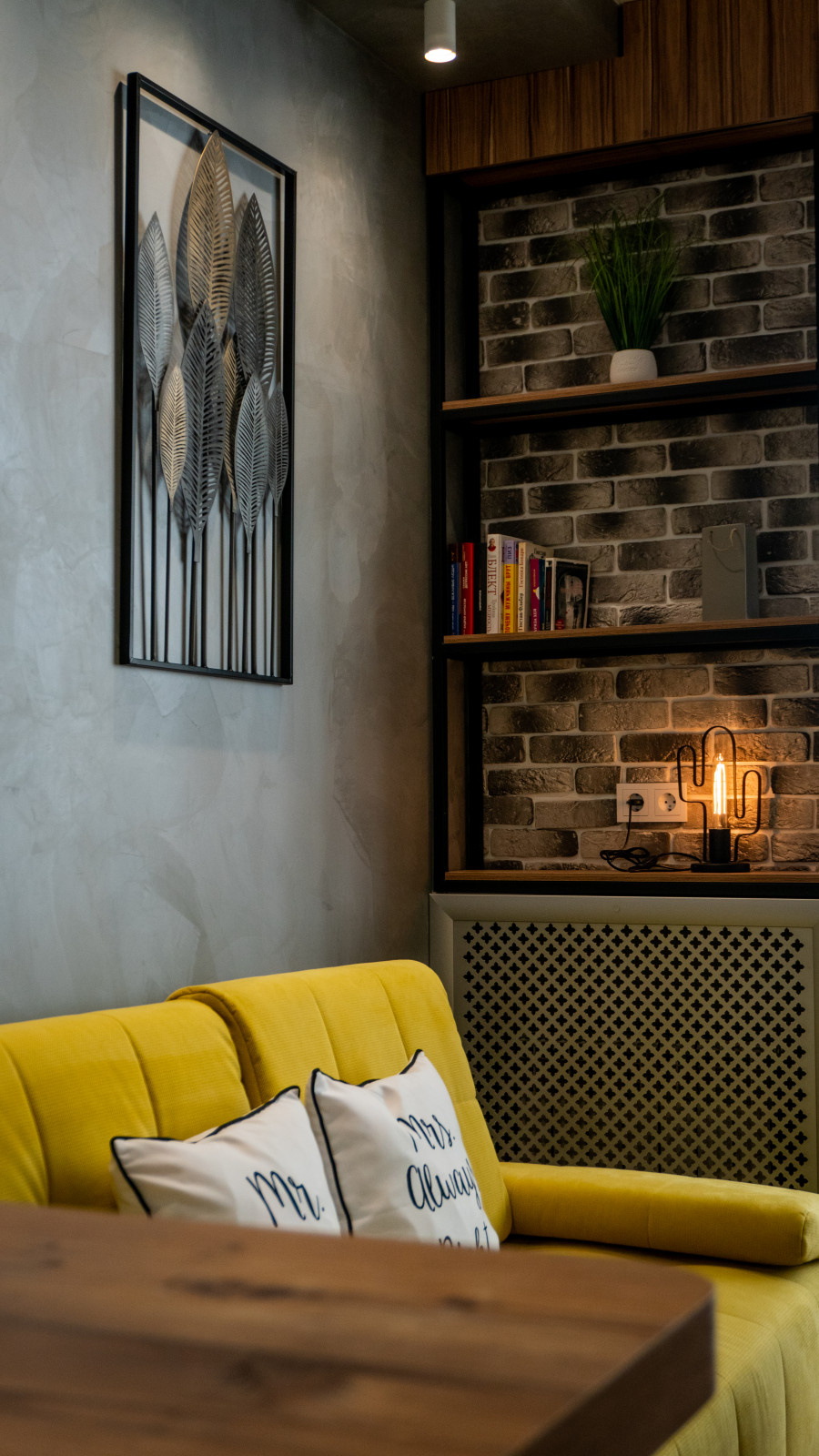 Квартира для молодой девушки