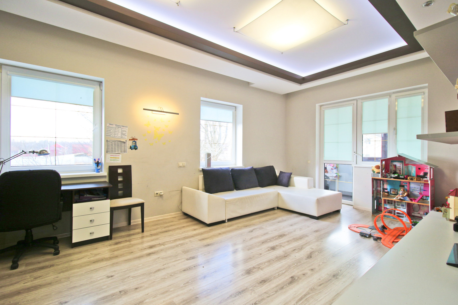 Дом со львами