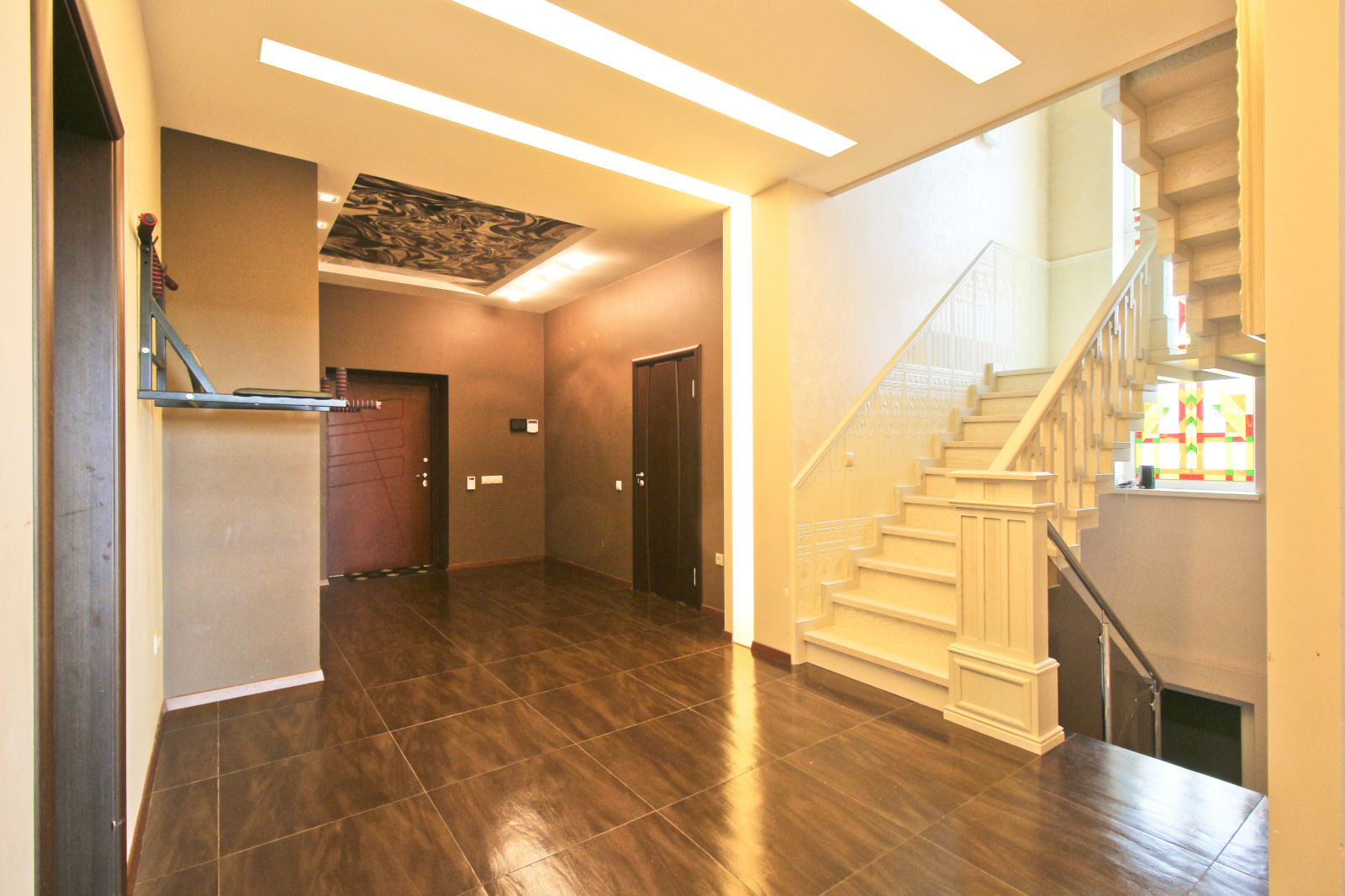 Дом со львами