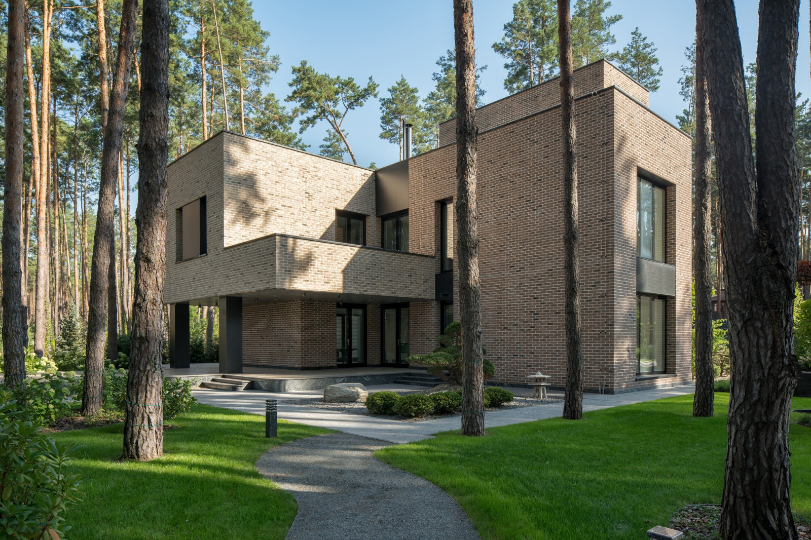BST House