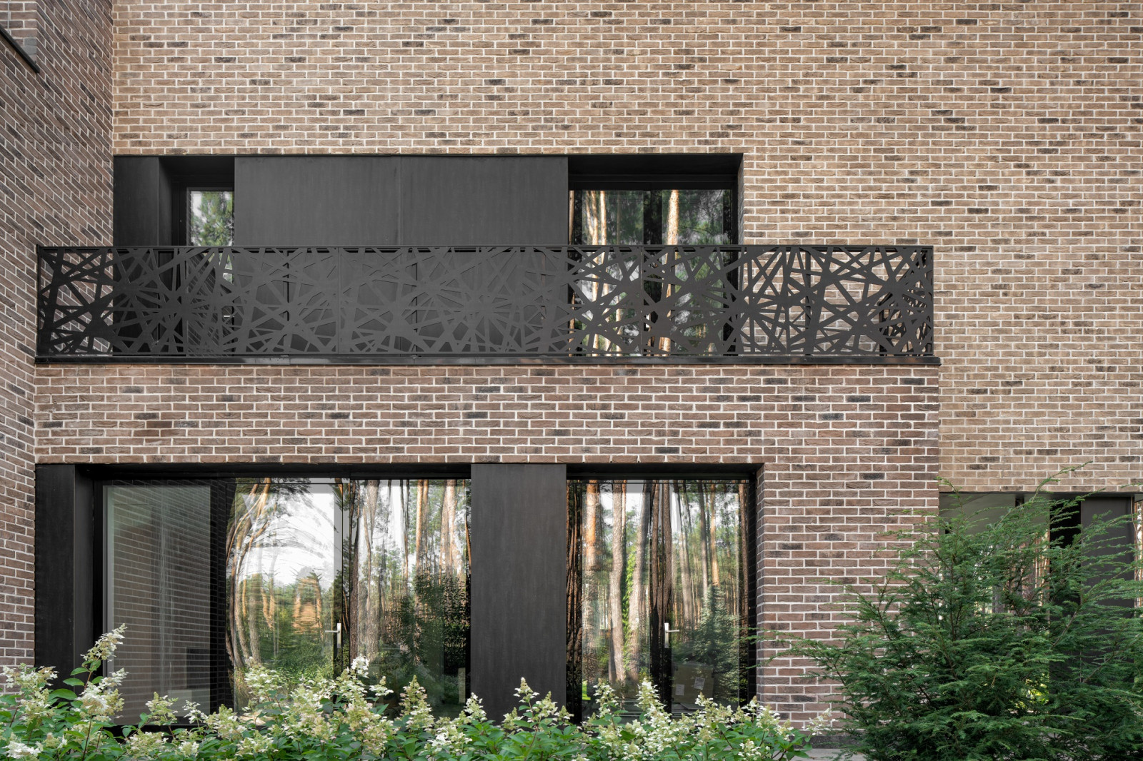 BST House