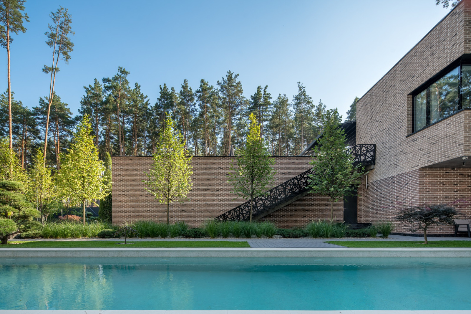 BST House