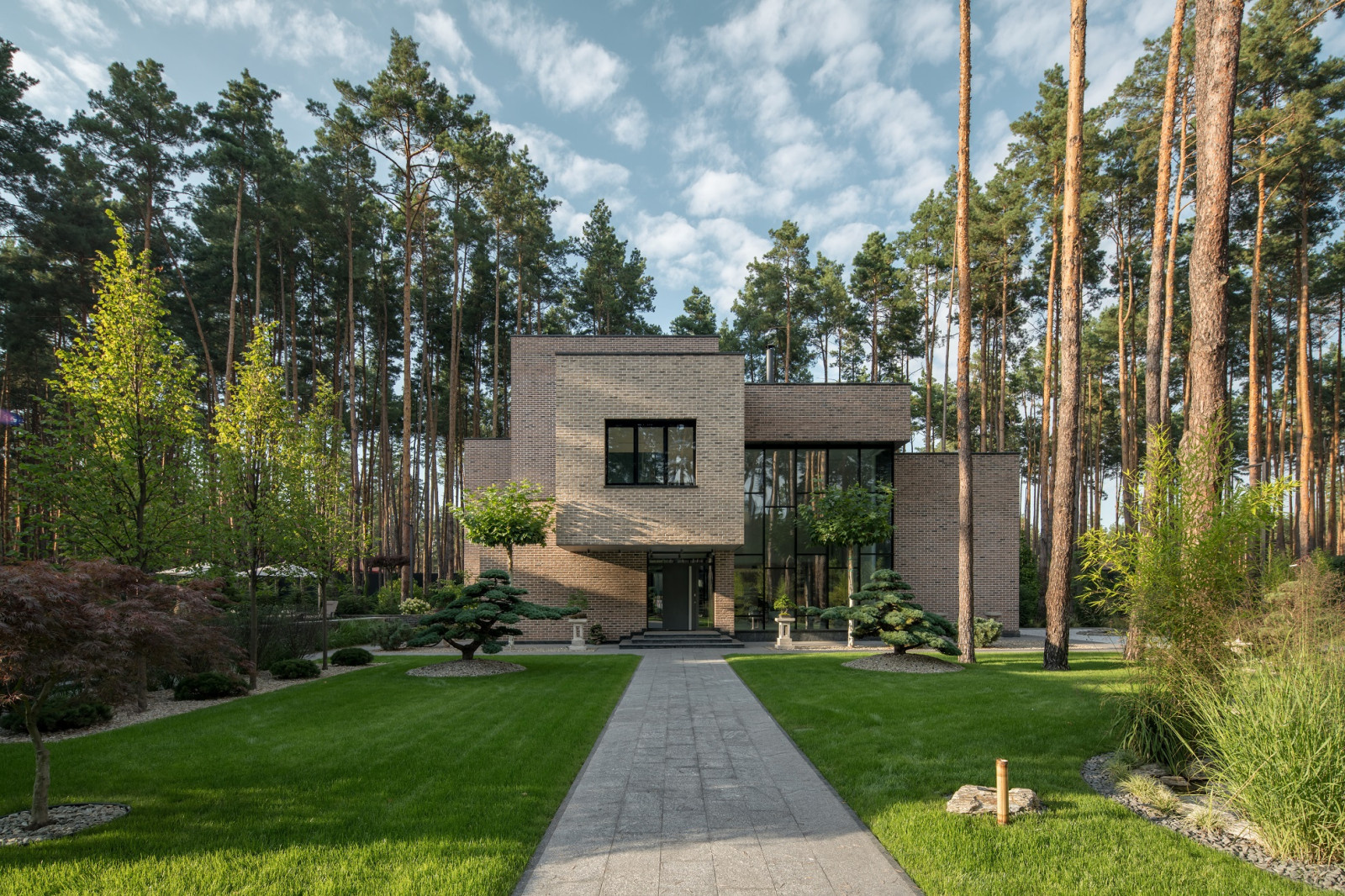 BST House