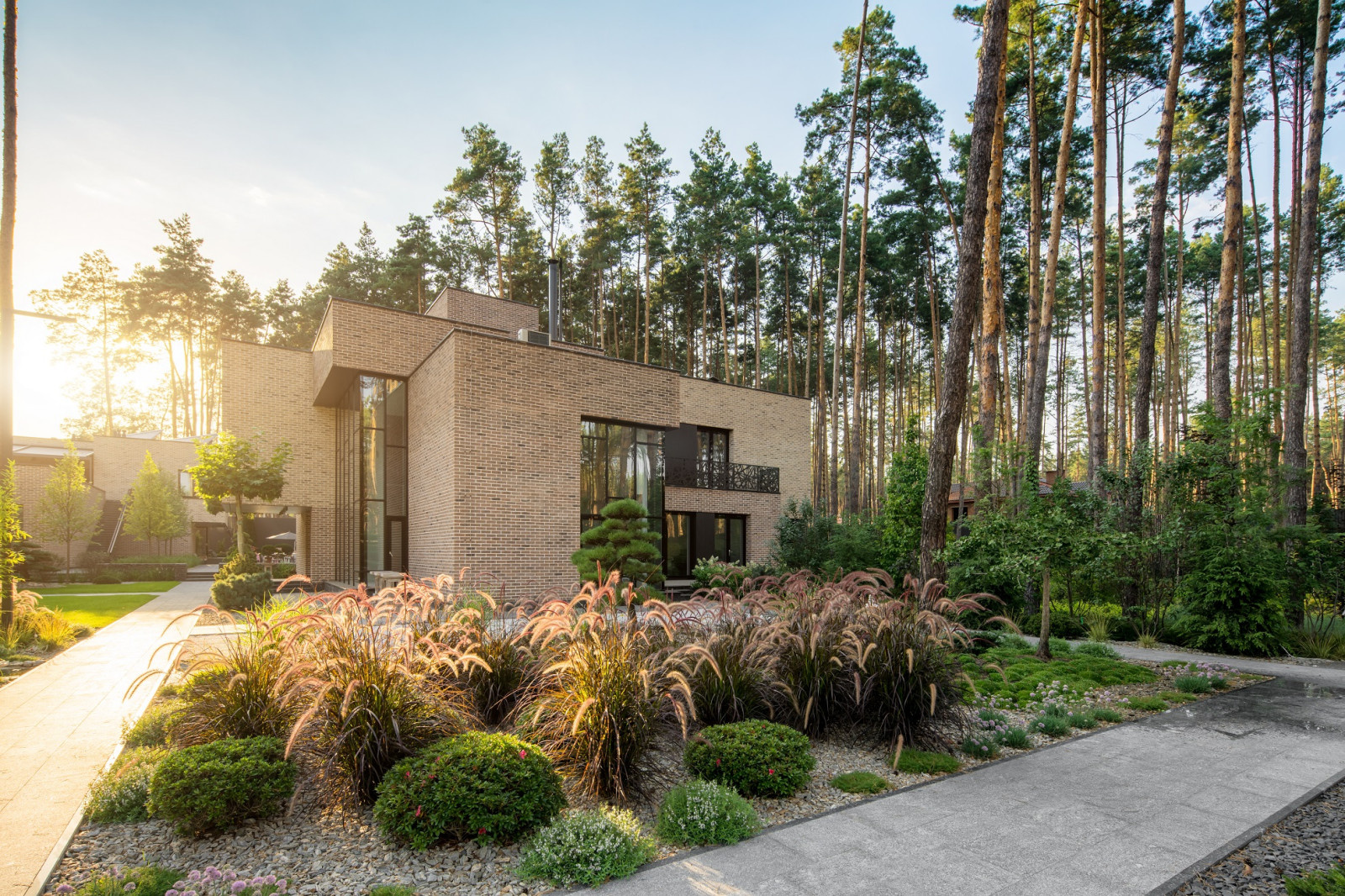 BST House