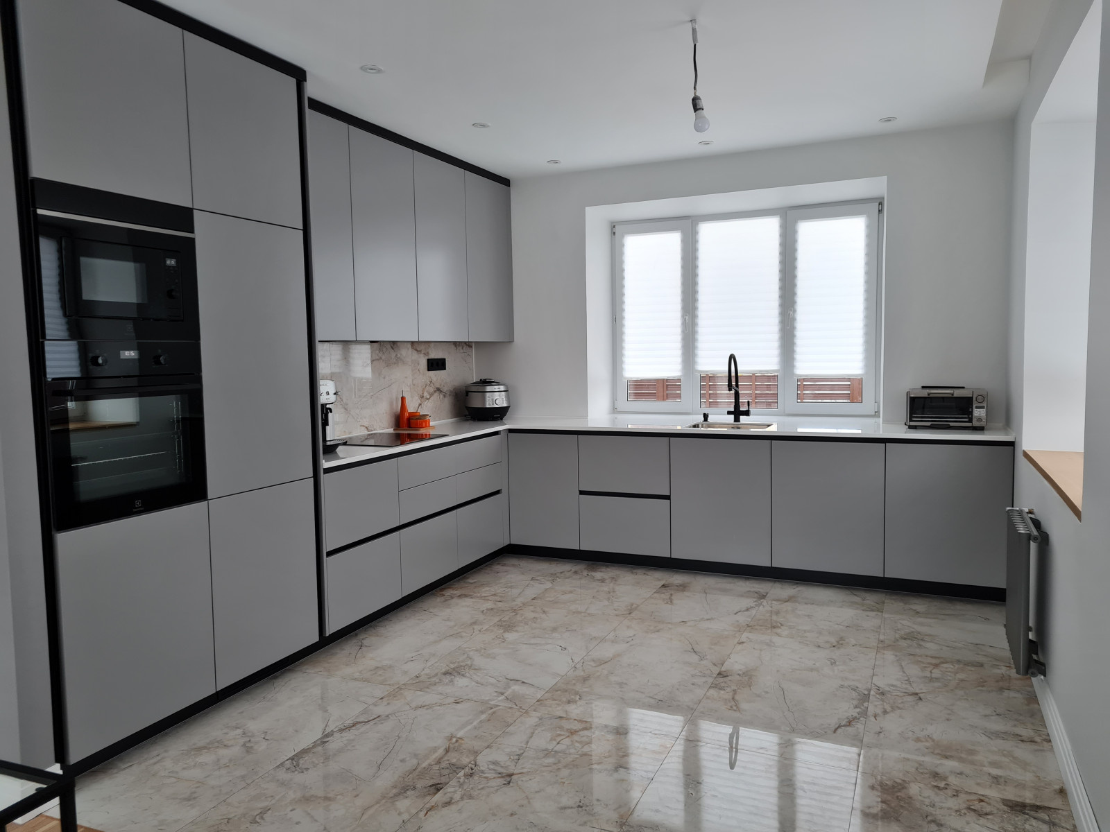 Обложка проекта: Кухня в современном стиле, пос. Константиновка