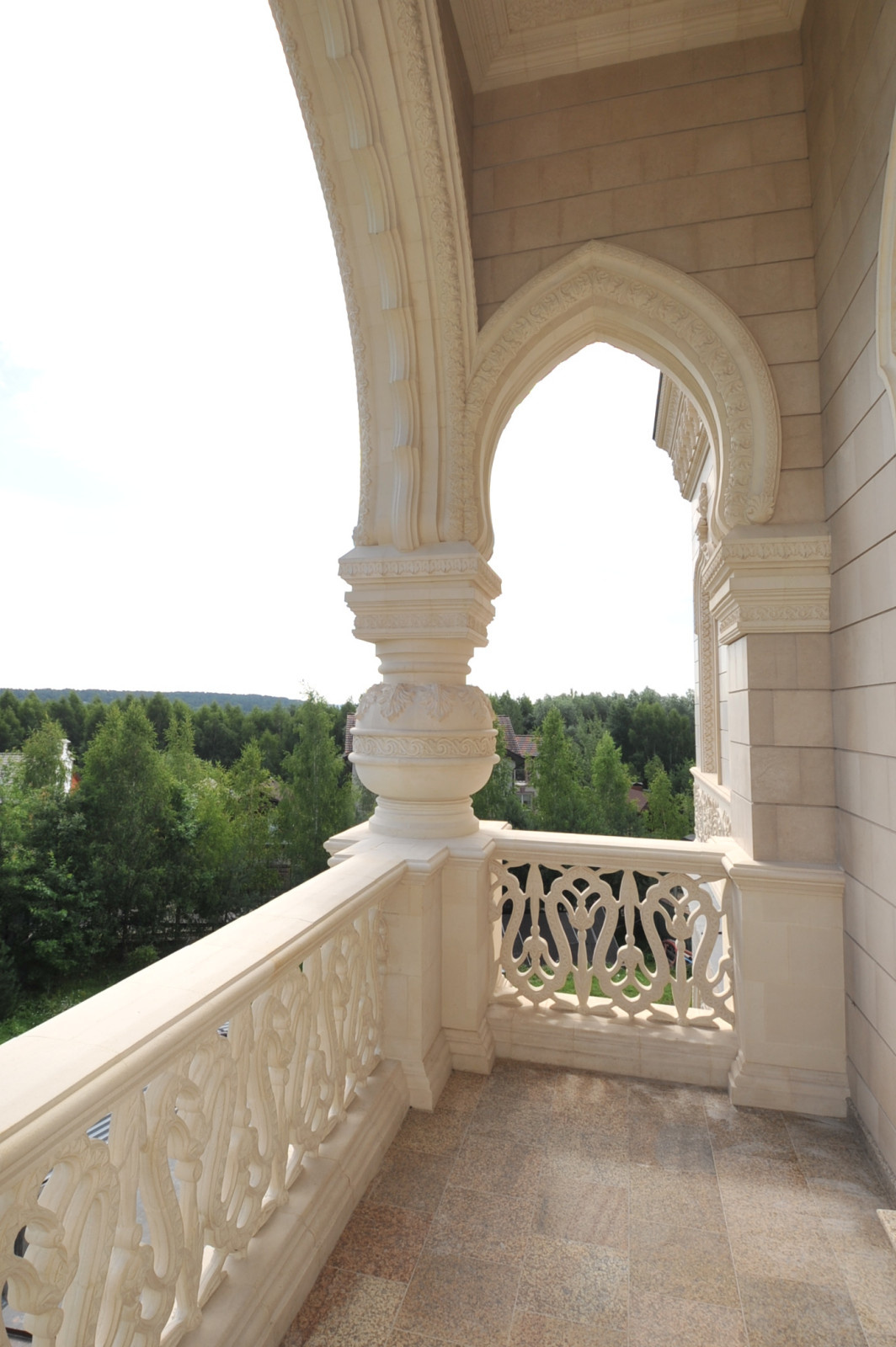 Готическая вилла