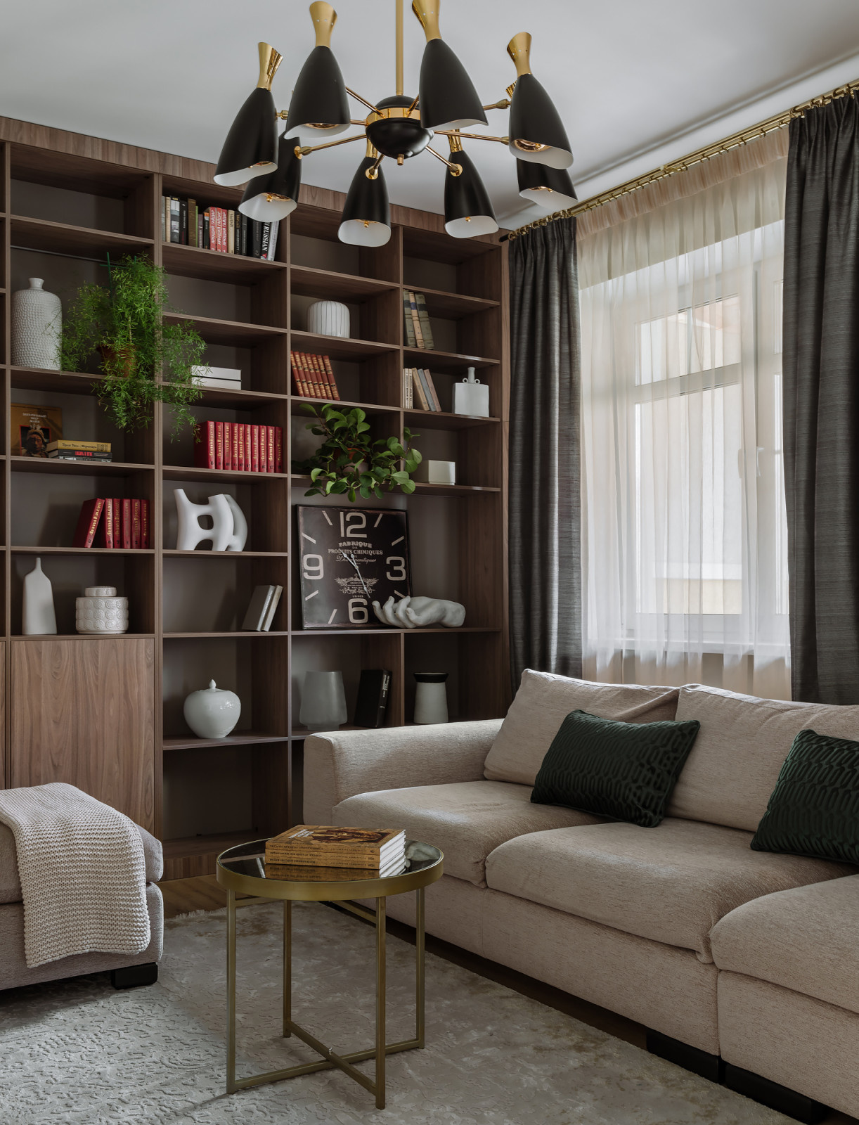 Houzz тур: Таунхаус с детскими-капсулами и фамильным шкафом